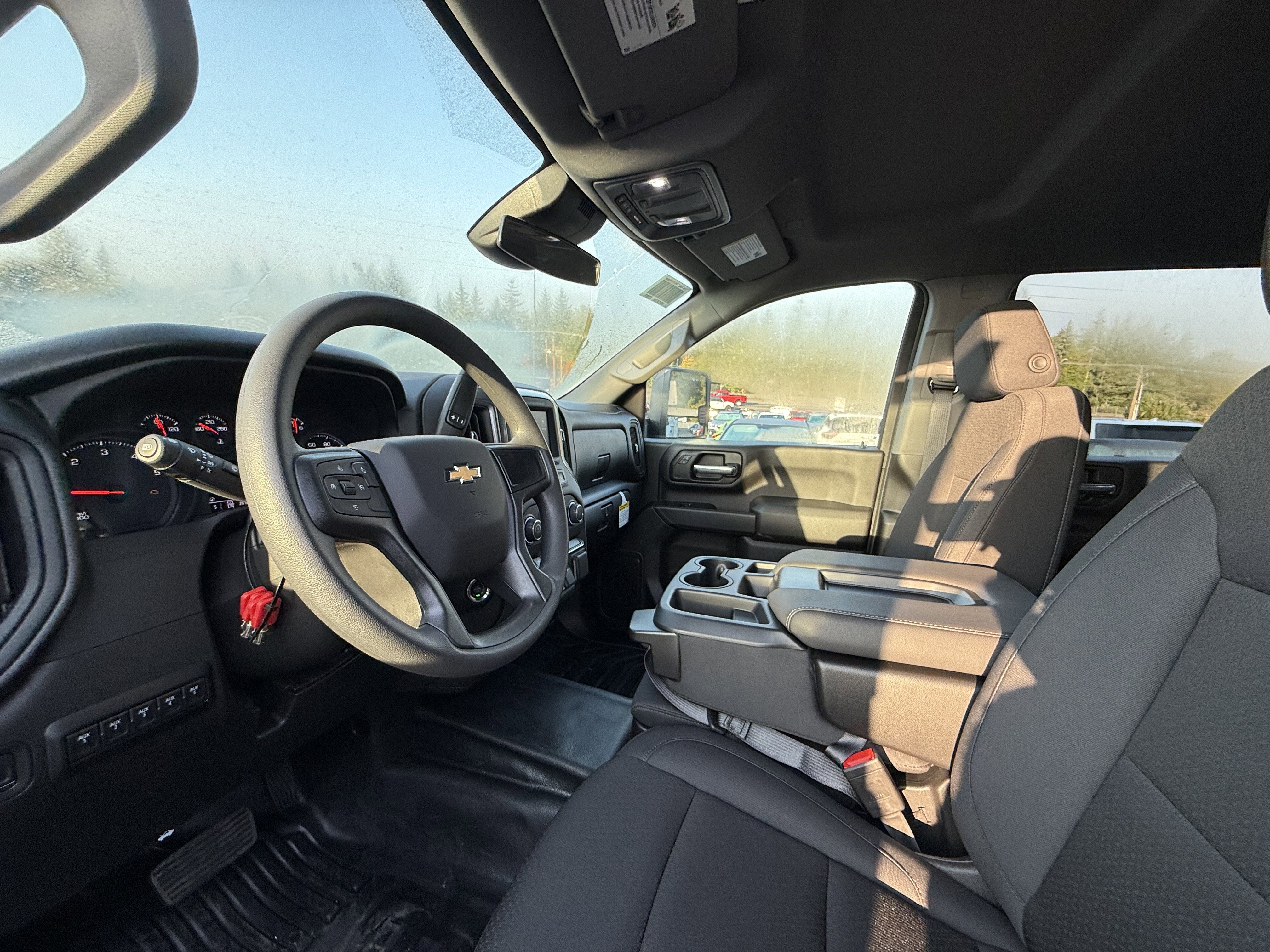 2025 Chevrolet Silverado 3500 HD Chassis Cab Work Truck