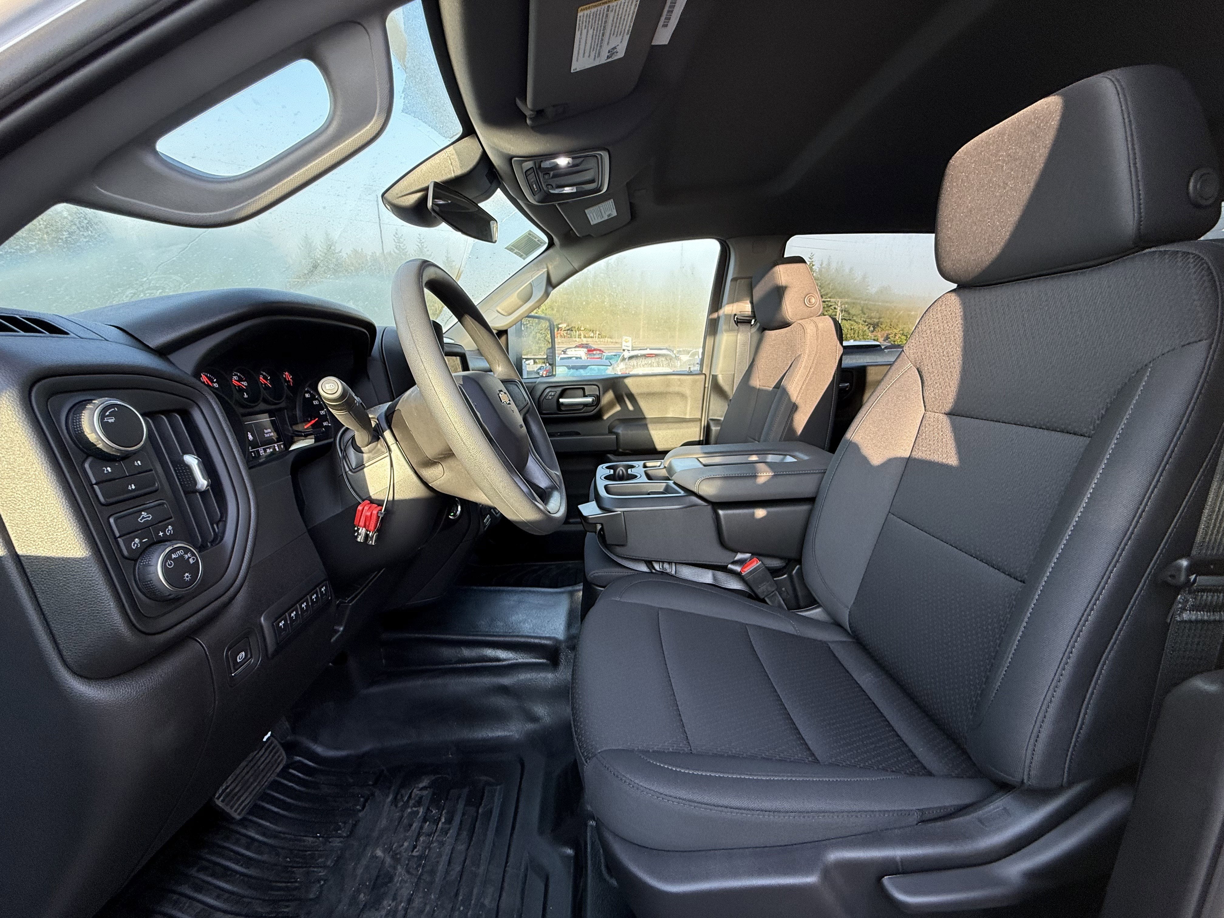 2025 Chevrolet Silverado 3500 HD Chassis Cab Work Truck