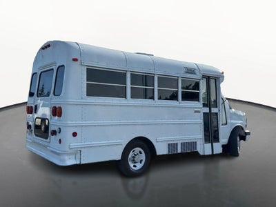 2005 Chevrolet Express Cutaway 3500 C6Y