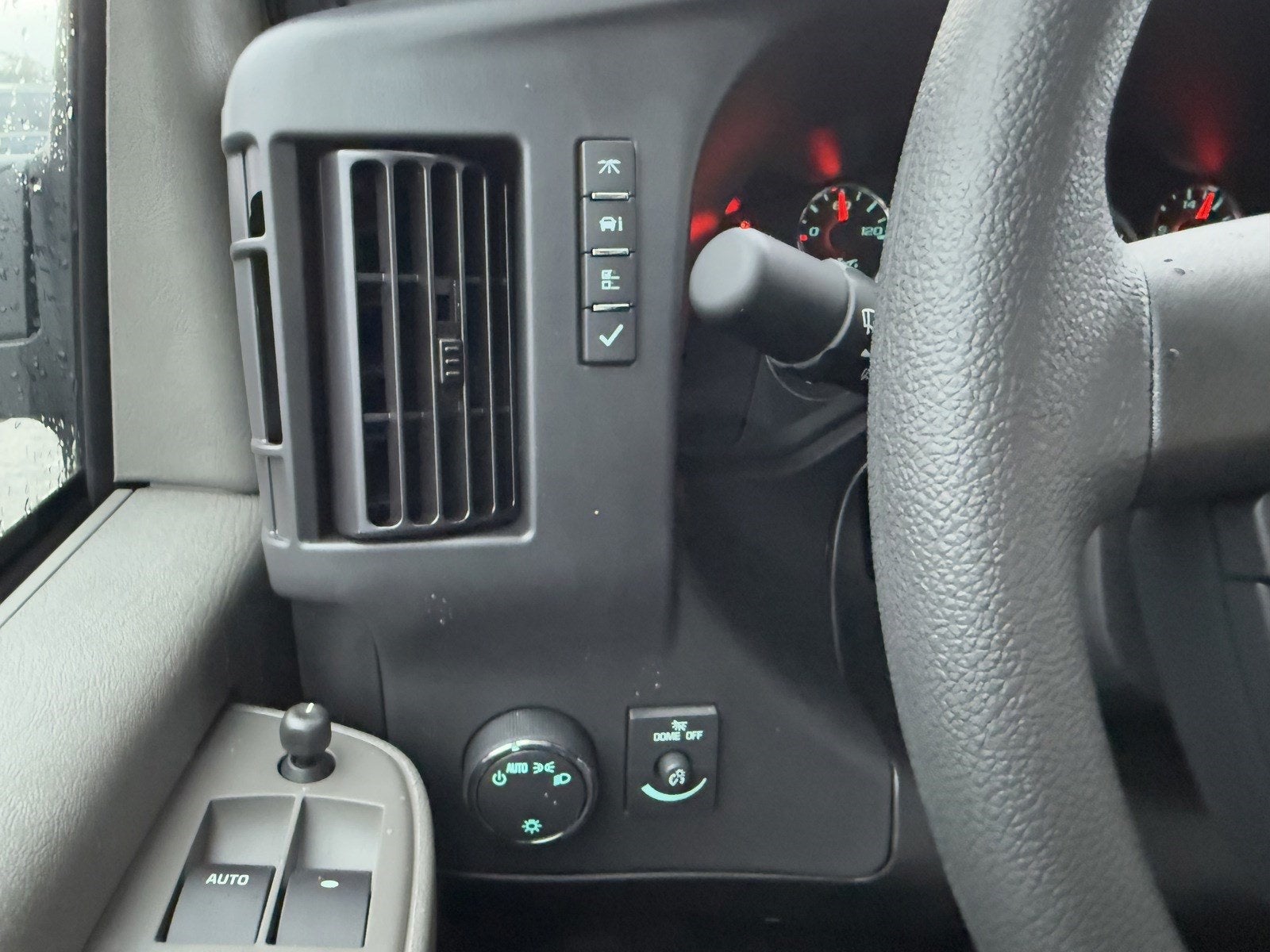 2024 Chevrolet Express Cargo 3500 WT