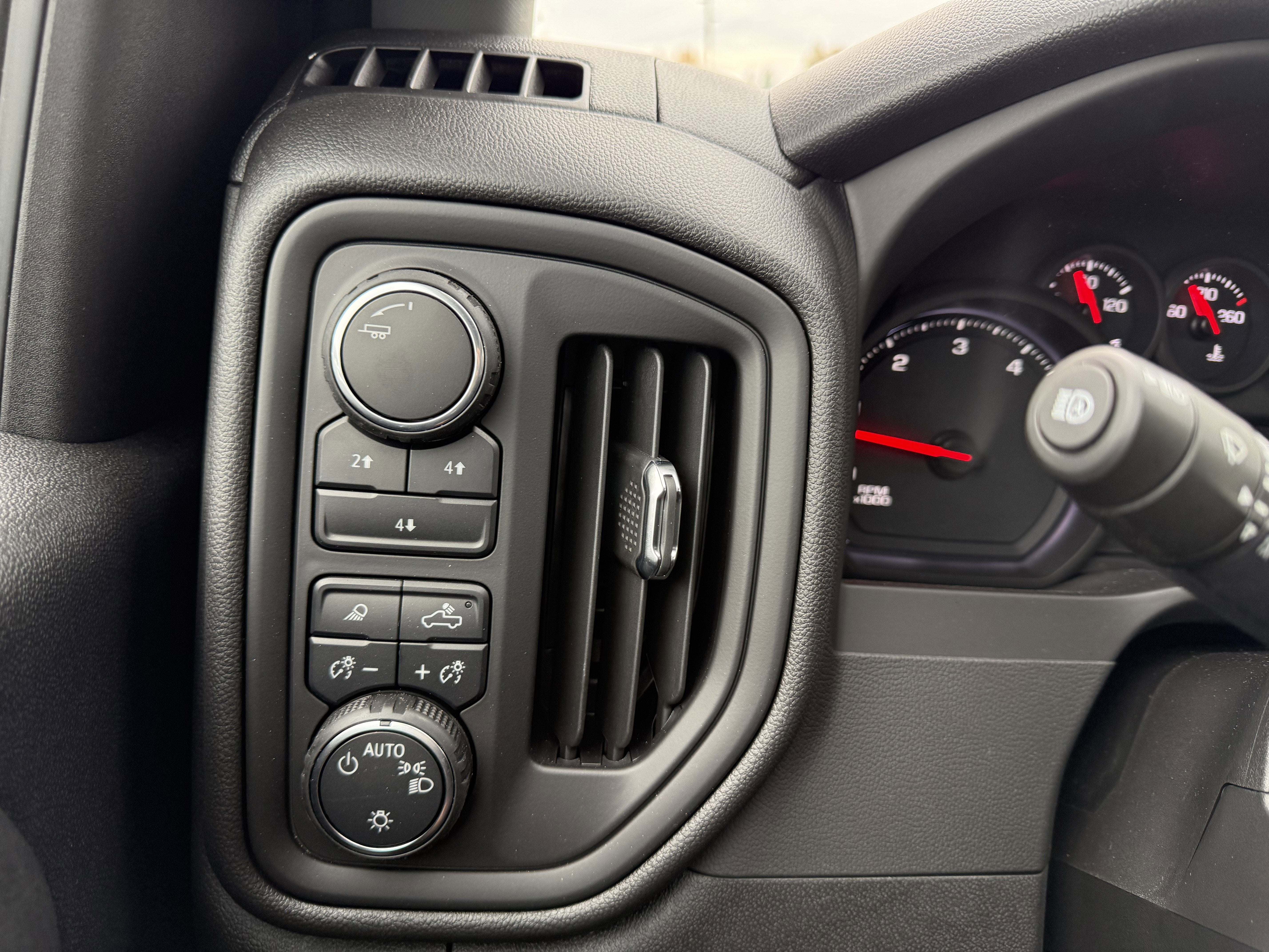 2025 Chevrolet Silverado 3500 HD WT