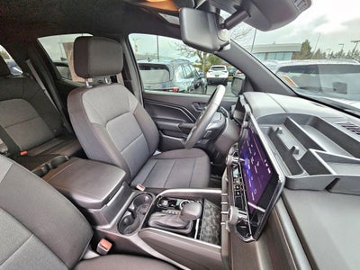 2025 Chevrolet Colorado WT/LT