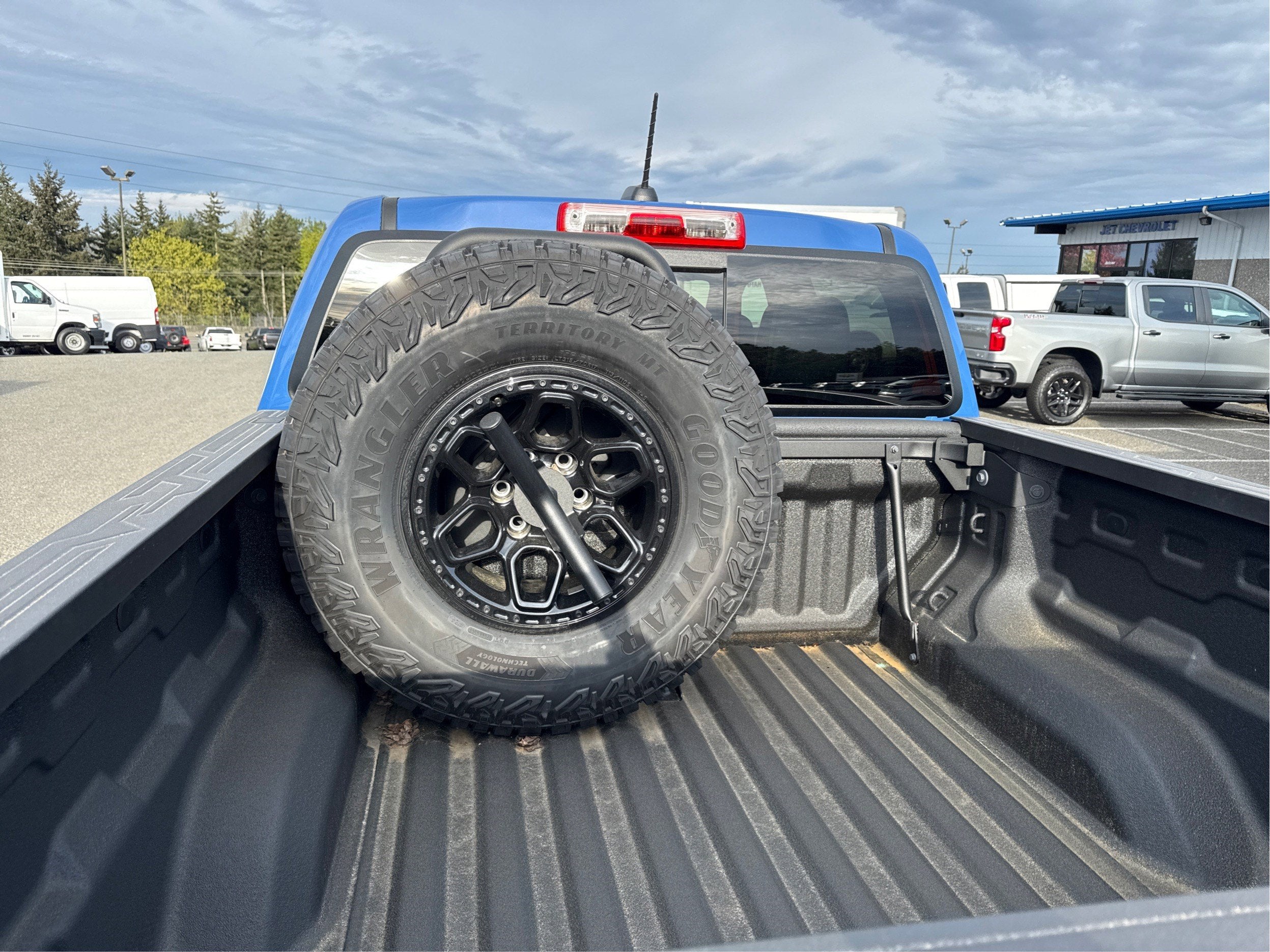 2025 Chevrolet Colorado ZR2
