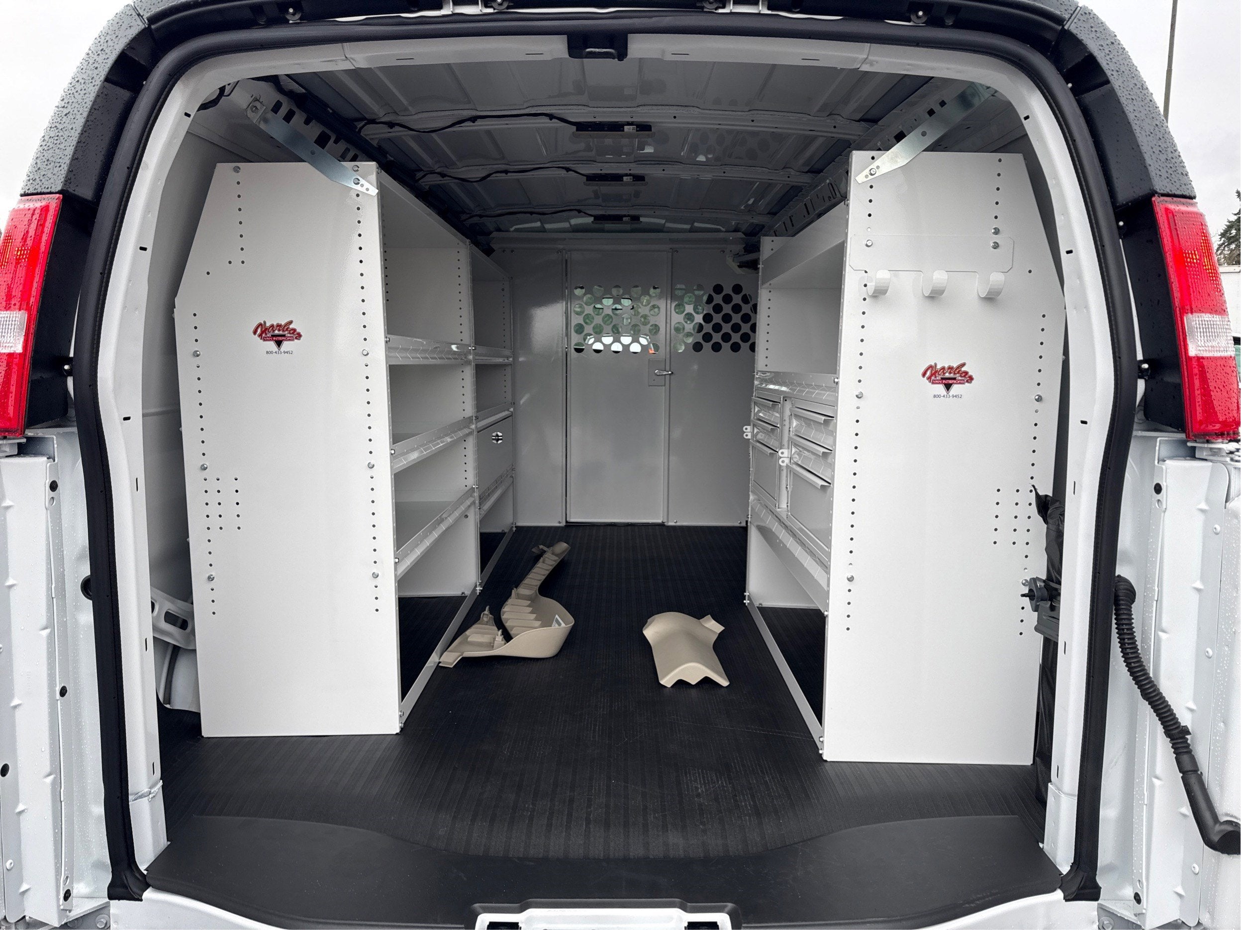 2025 Chevrolet Express Cargo 2500 WT