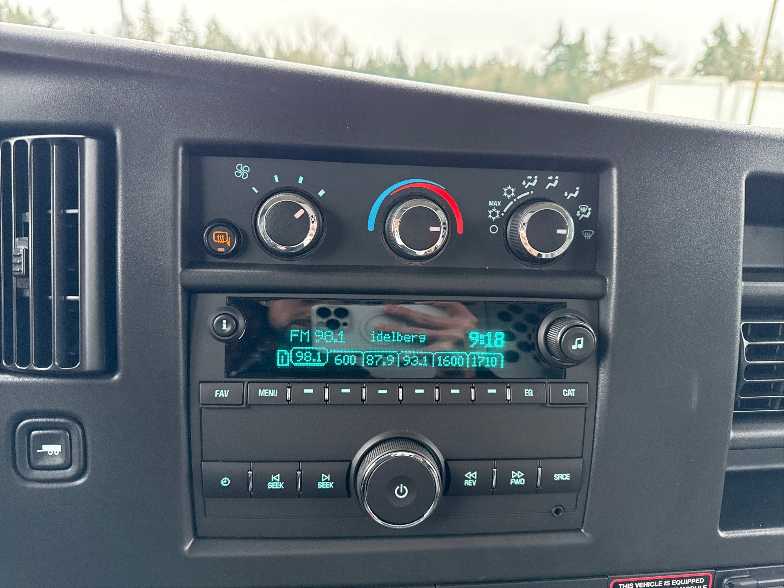 2025 Chevrolet Express Cargo 2500 WT