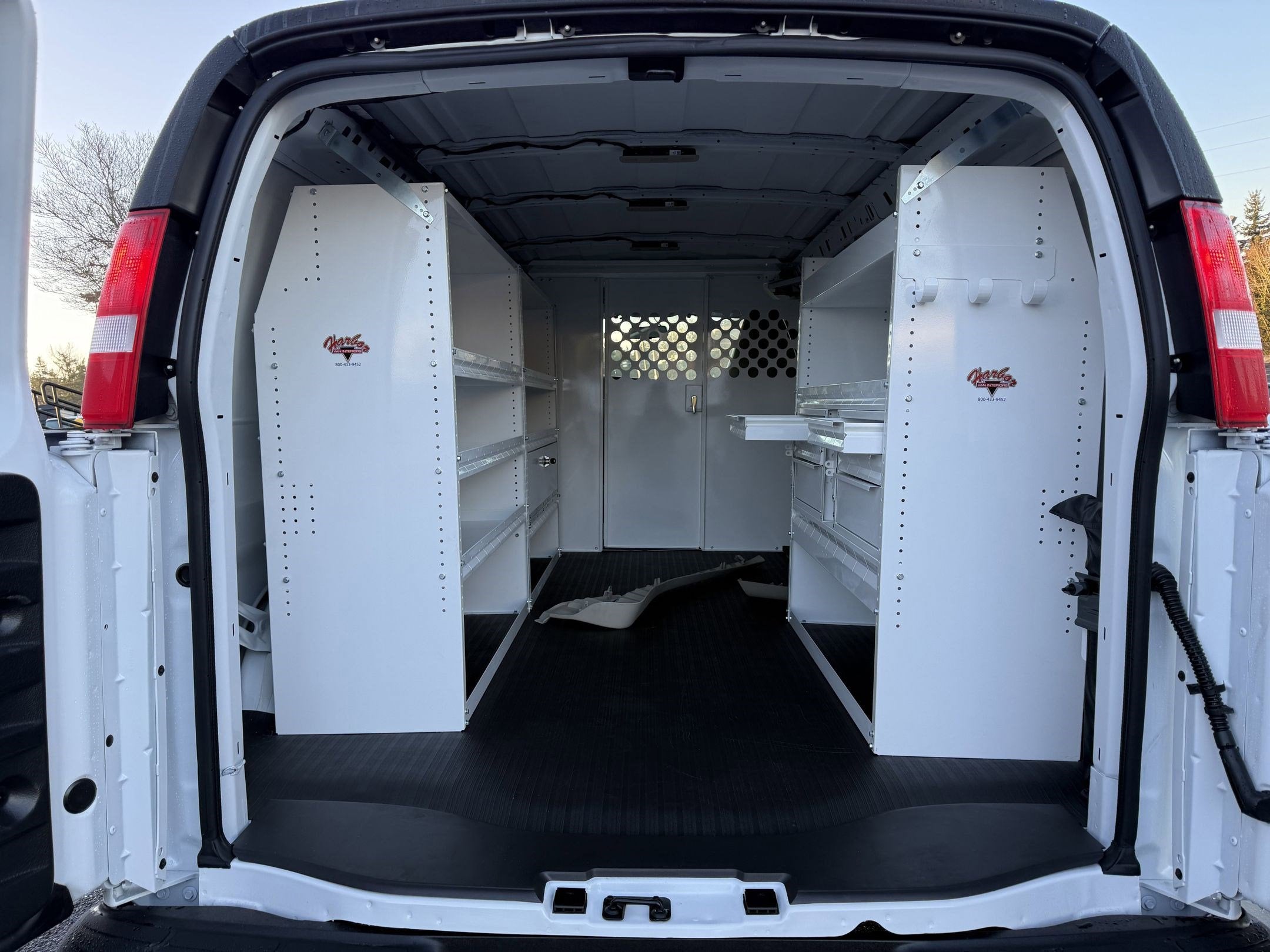 2025 Chevrolet Express Cargo 2500 WT