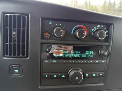 2025 Chevrolet Express Cargo 2500 WT