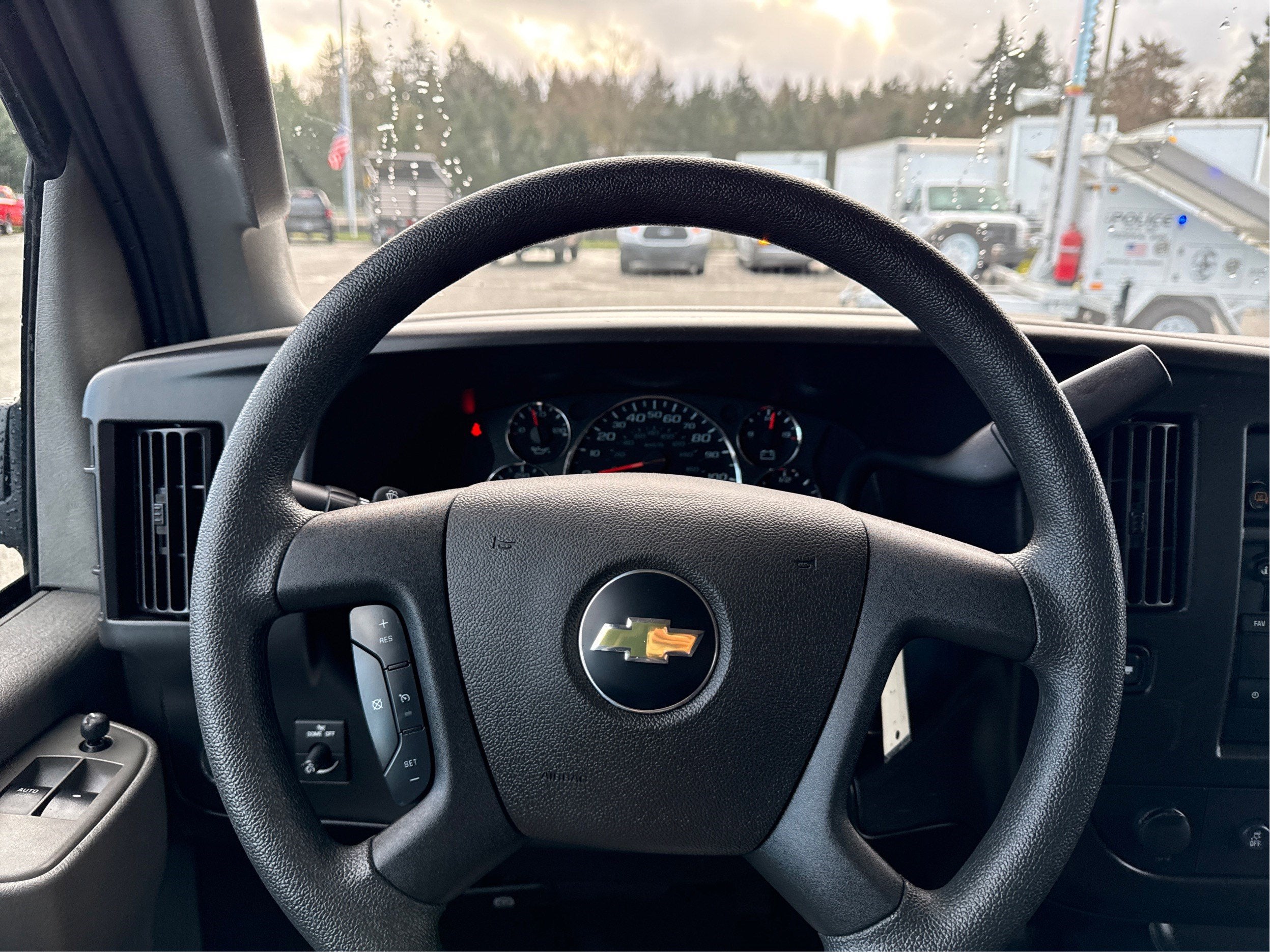 2024 Chevrolet Express Cargo 2500 WT