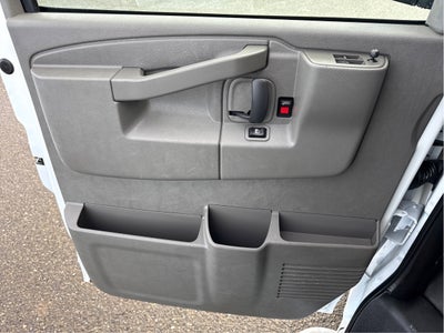 2024 Chevrolet Express Cargo 2500 WT