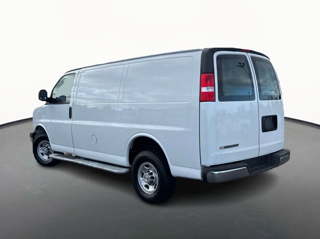 2024 Chevrolet Express Cargo 2500 WT
