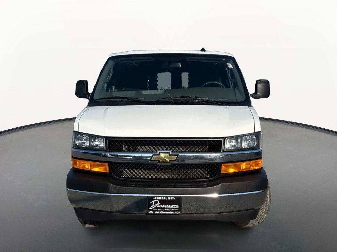 2025 Chevrolet Express Cargo WT