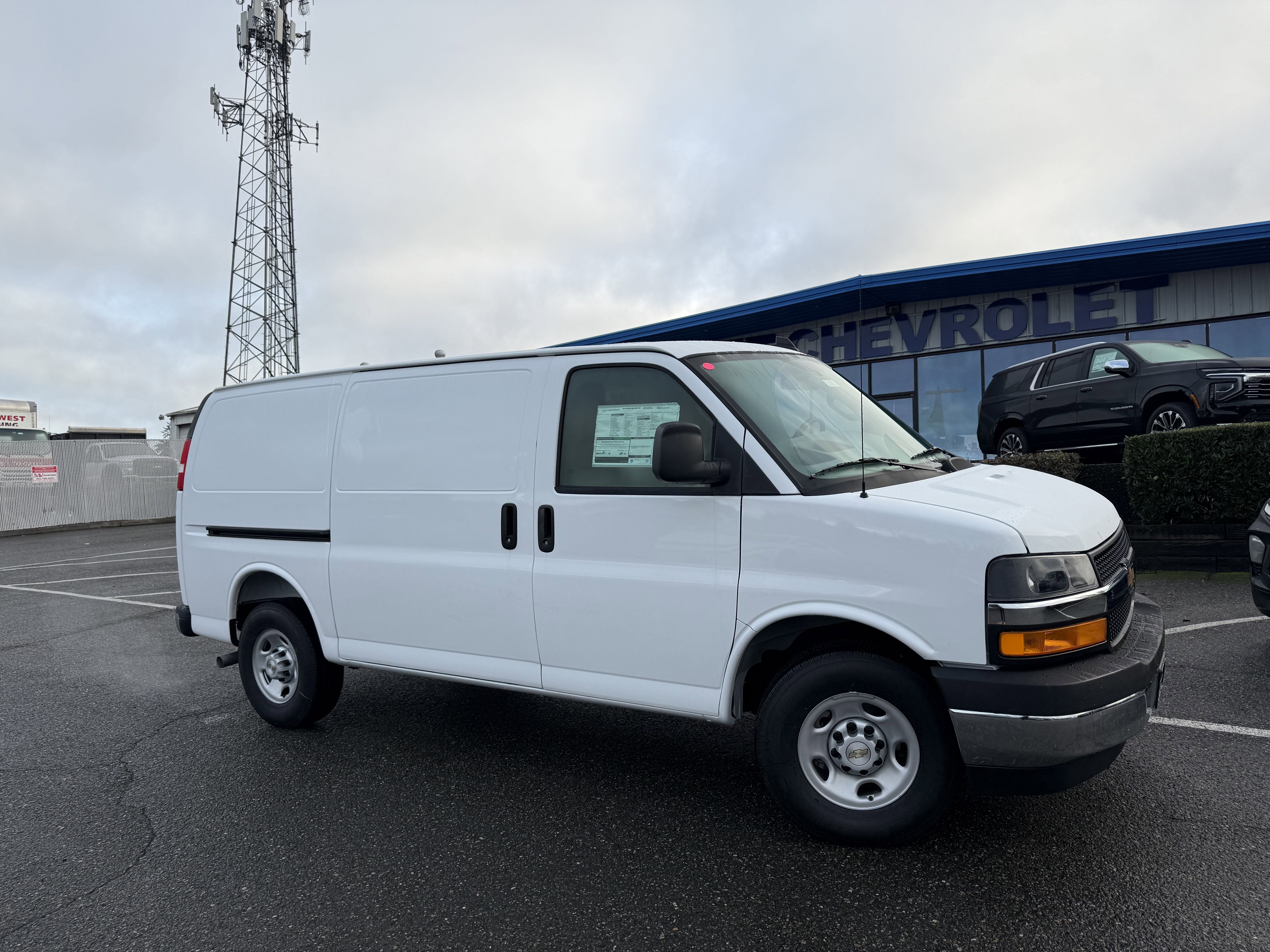 2025 Chevrolet Express Cargo 2500 WT