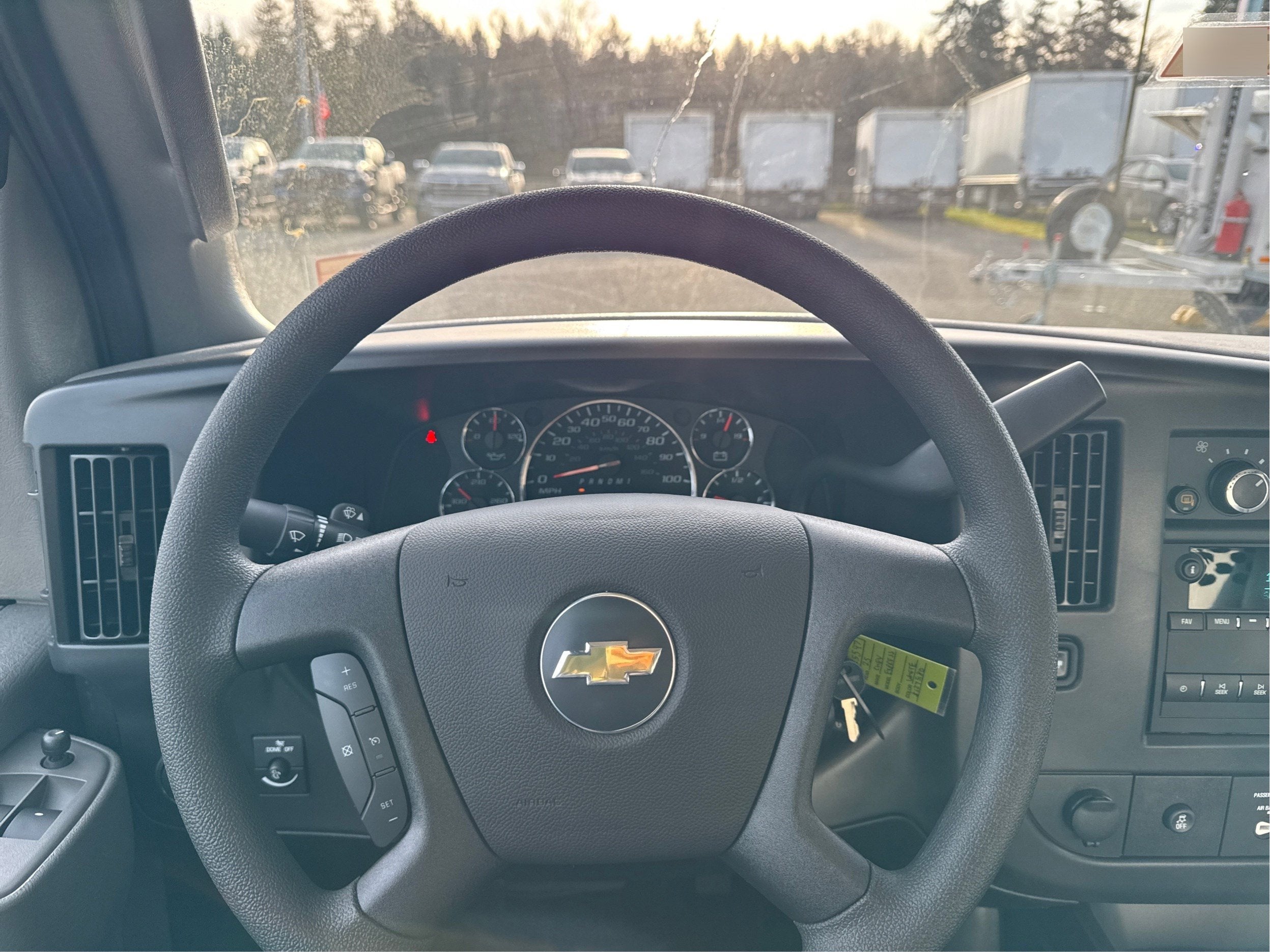 2025 Chevrolet Express Cargo WT