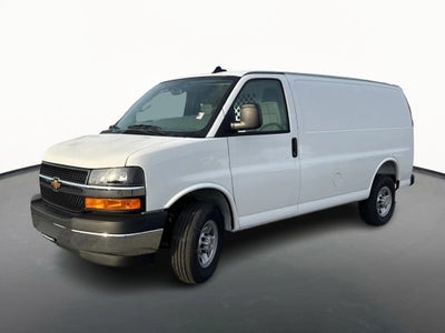 2025 Chevrolet Express Cargo WT