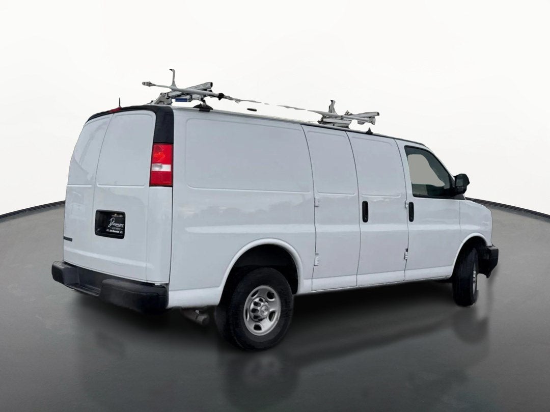 2022 Chevrolet Express Cargo 2500 RWD 2500 Regular Wheelbase WT