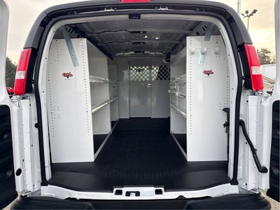 2025 Chevrolet Express Cargo WT