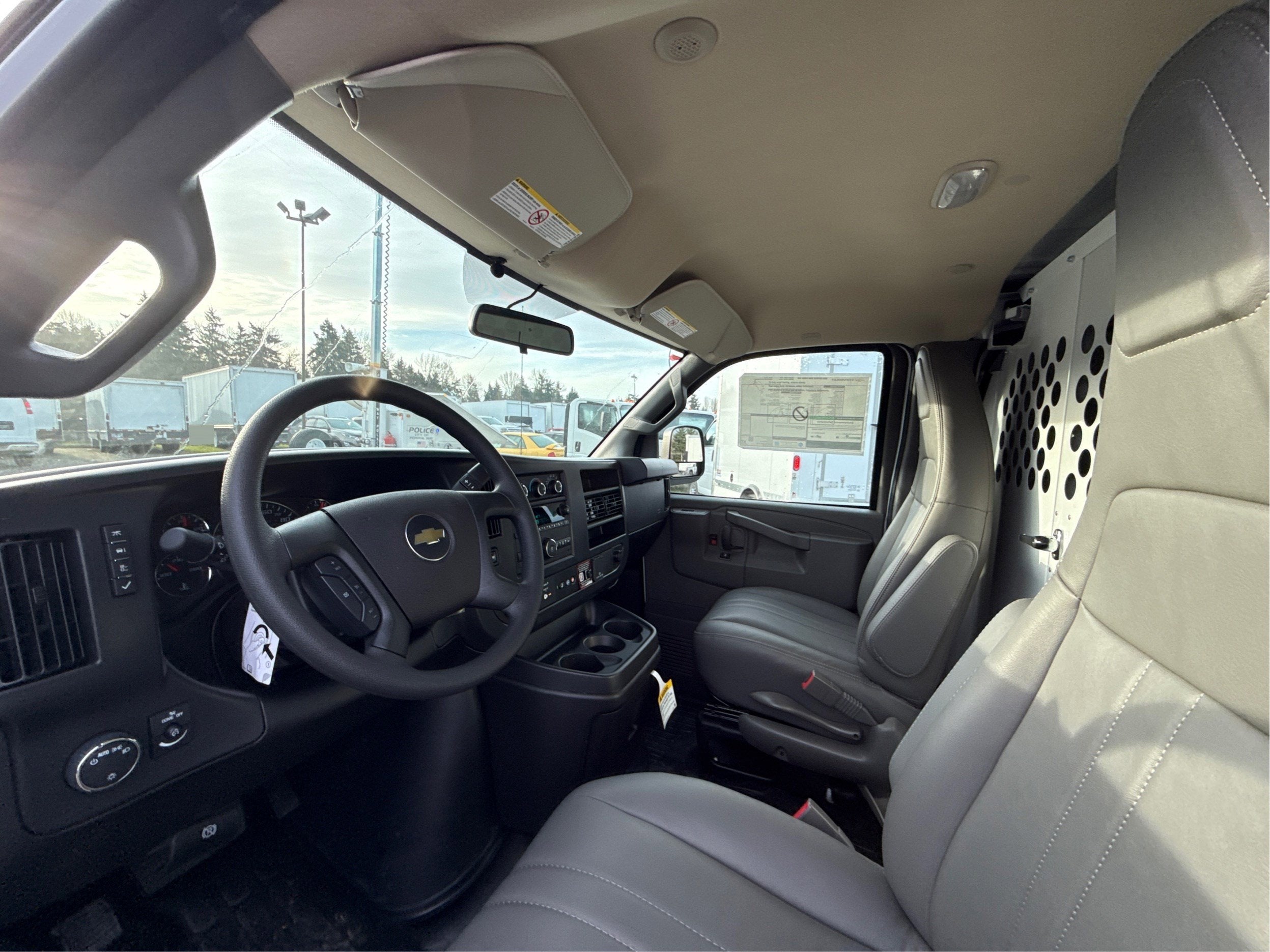 2025 Chevrolet Express Cargo WT