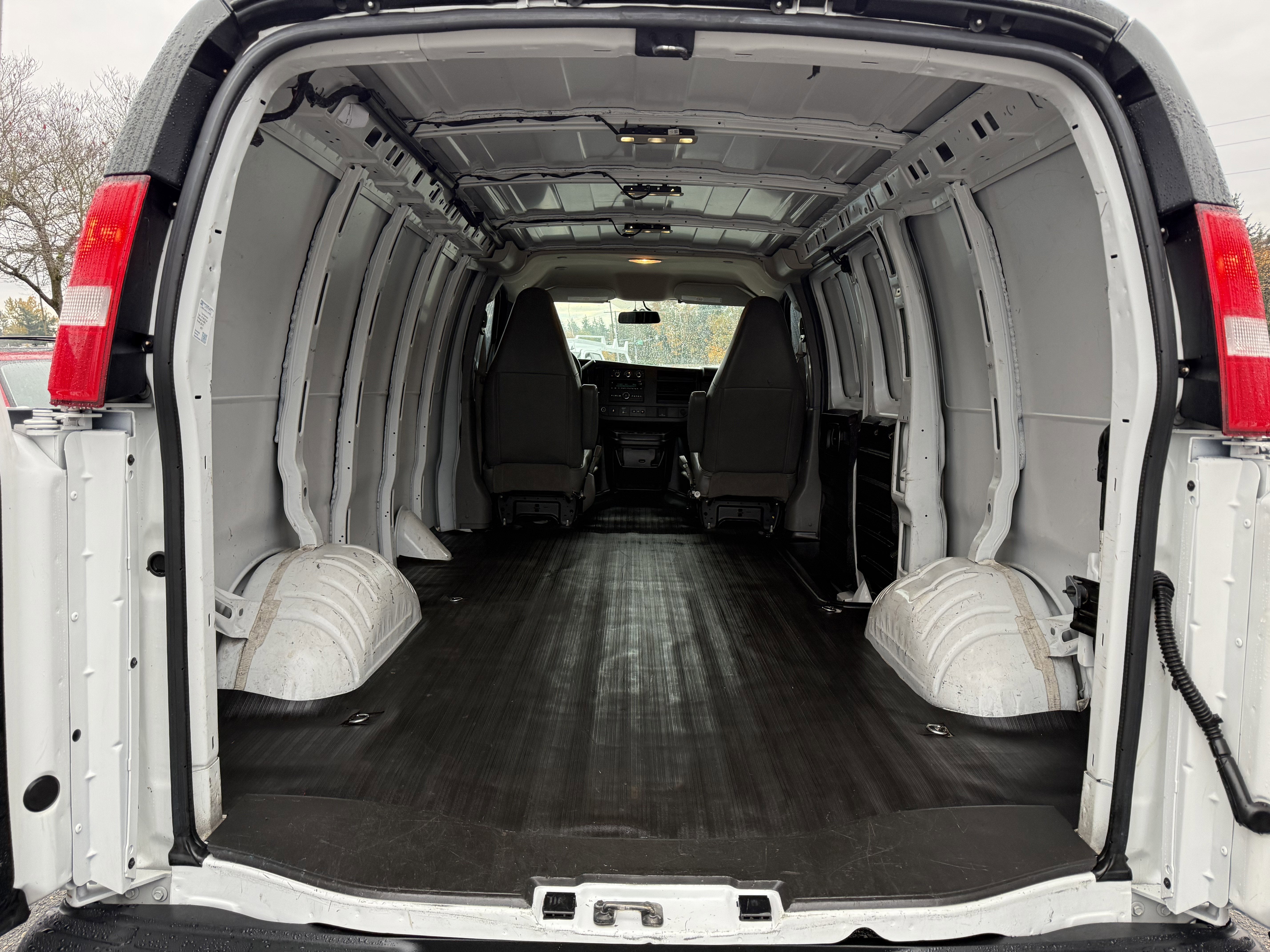 2020 Chevrolet Express Cargo 2500 WT