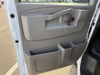 2022 Chevrolet Express Cargo 2500 WT