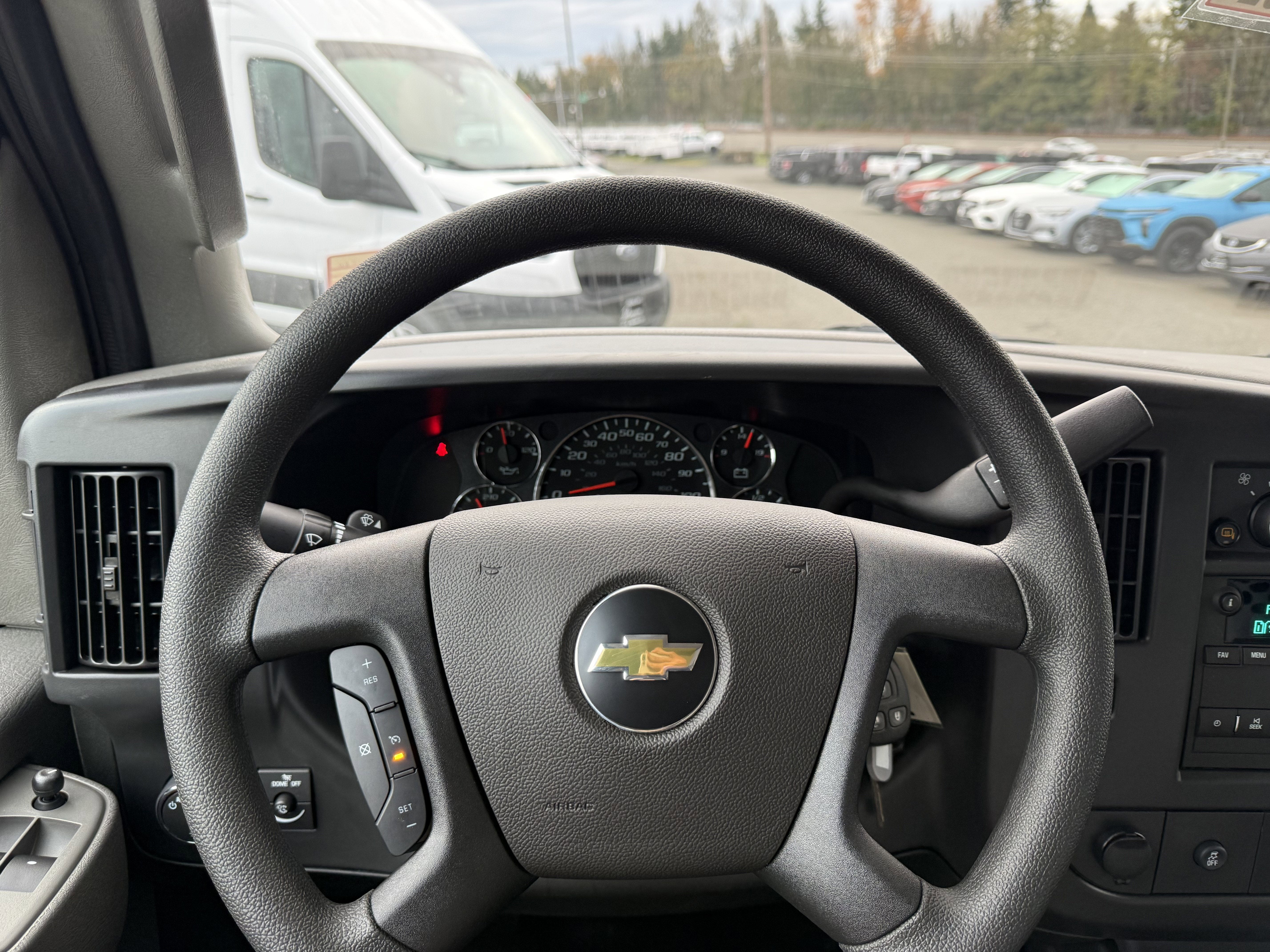 2025 Chevrolet Express Cargo 2500 WT