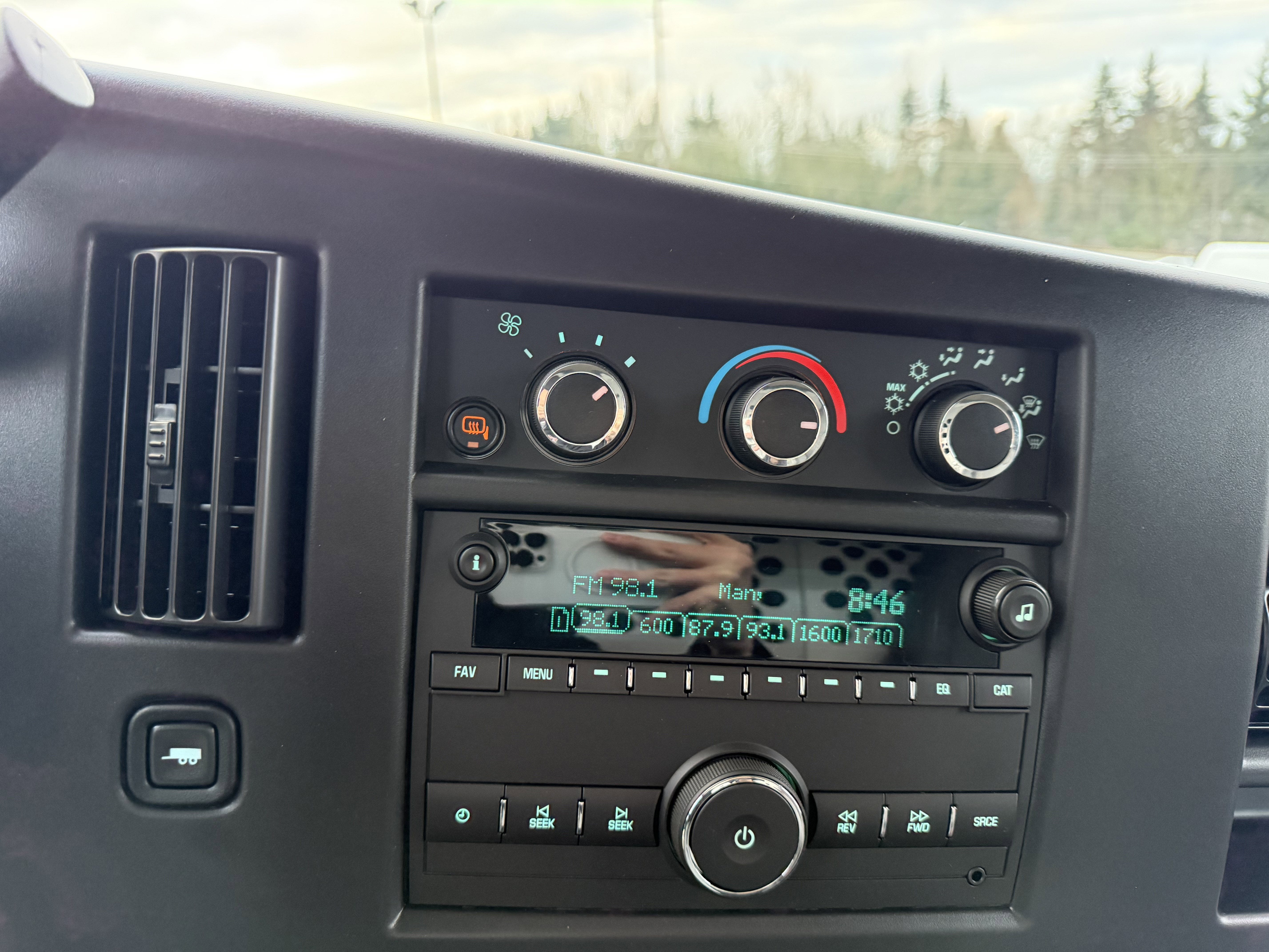 2025 Chevrolet Express Cargo 2500 WT