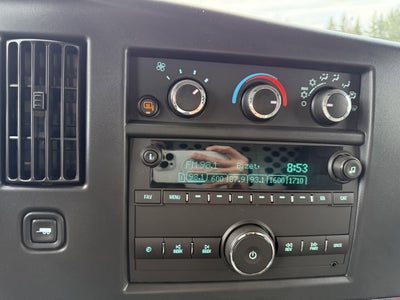 2025 Chevrolet Express Cargo 2500 WT