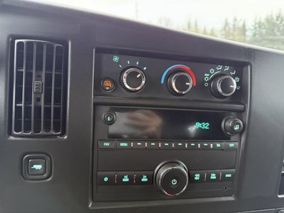 2024 Chevrolet Express Cargo 2500 WT