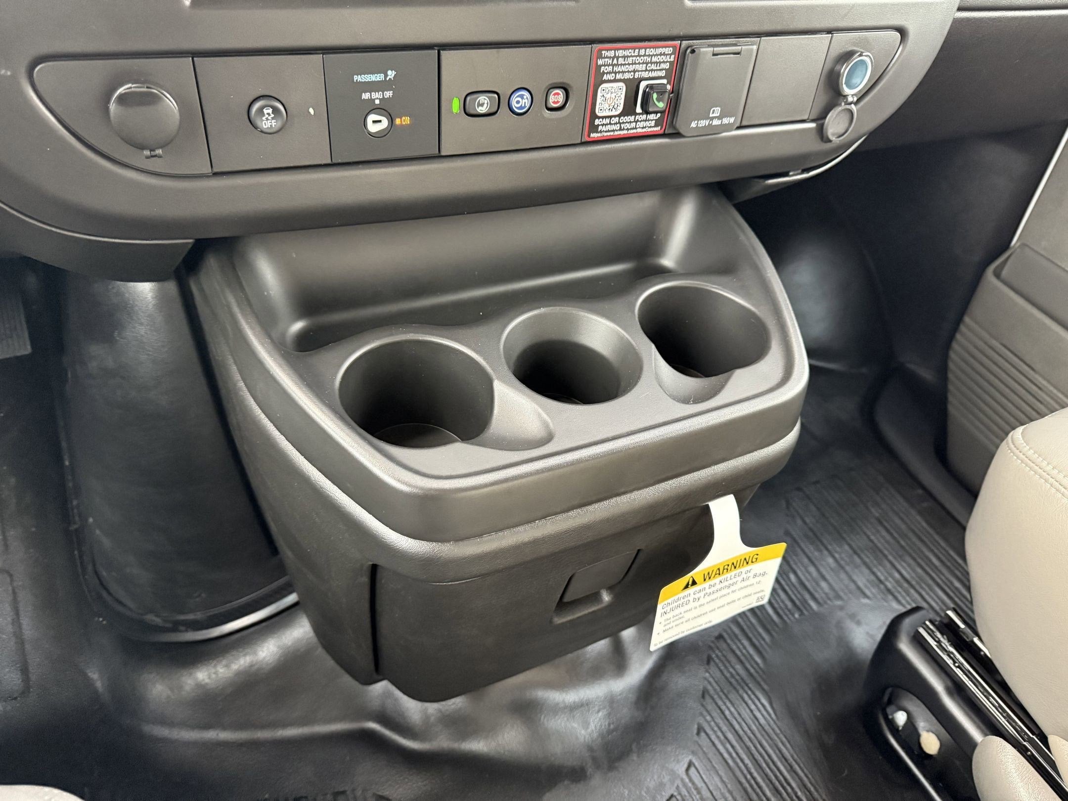 2025 Chevrolet Express Cargo 2500 WT