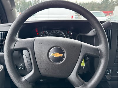 2025 Chevrolet Express Cargo WT