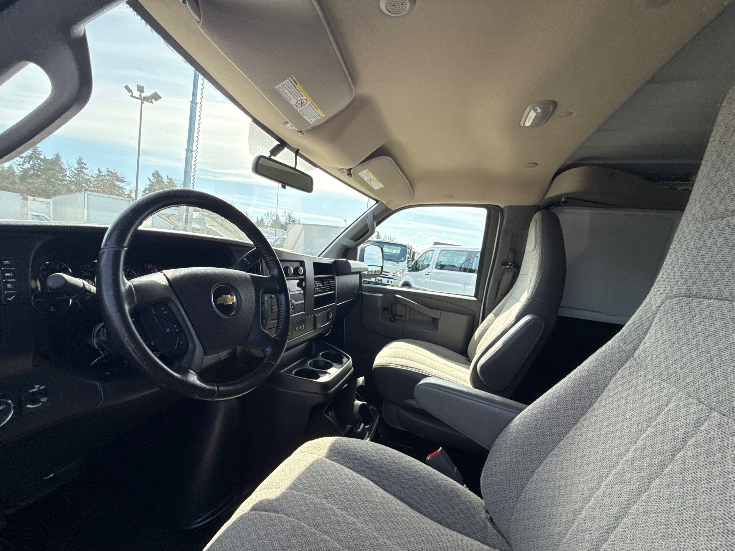 2023 Chevrolet Express Cargo 2500 WT