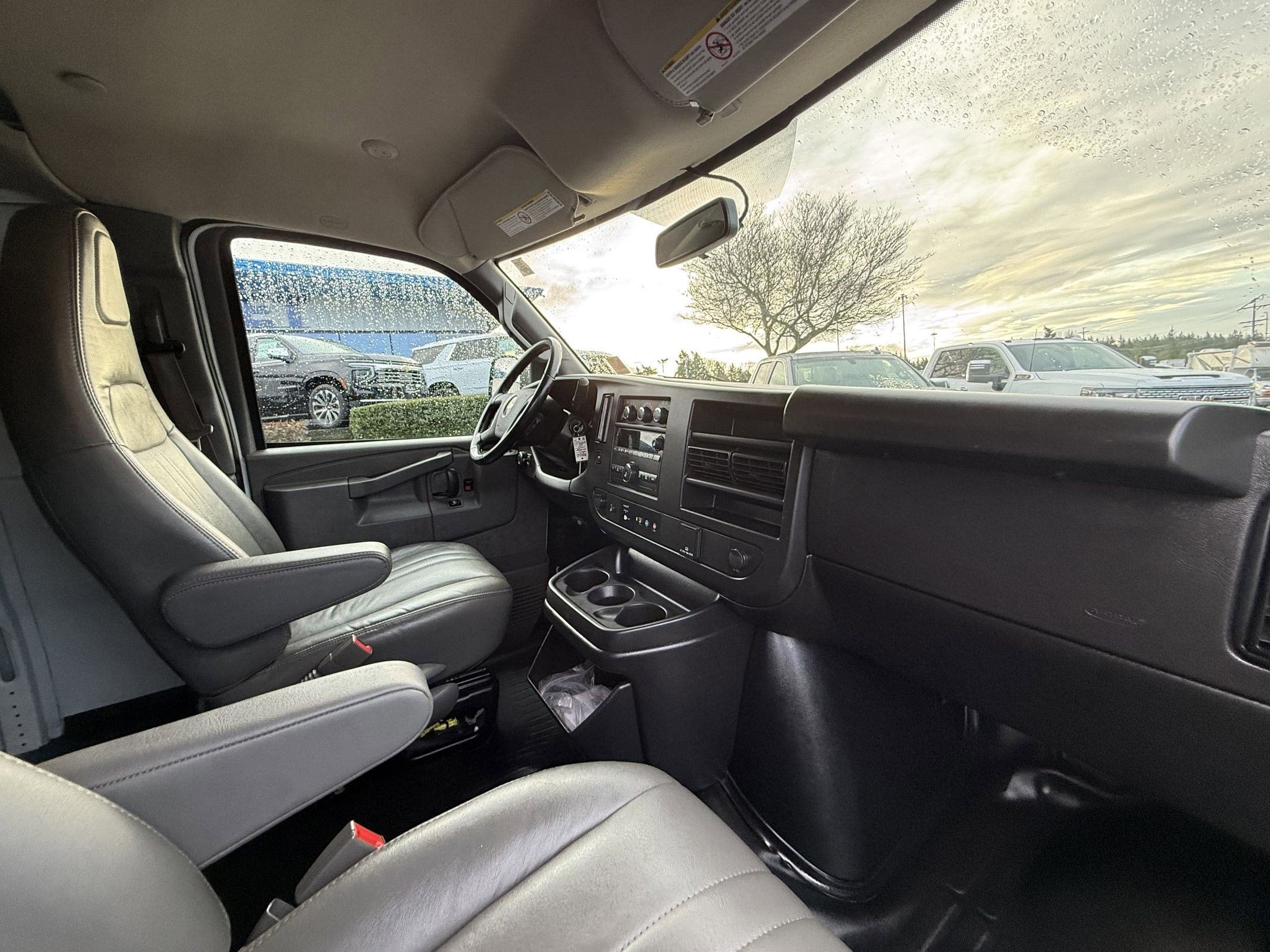 2023 Chevrolet Express Cargo 2500 WT