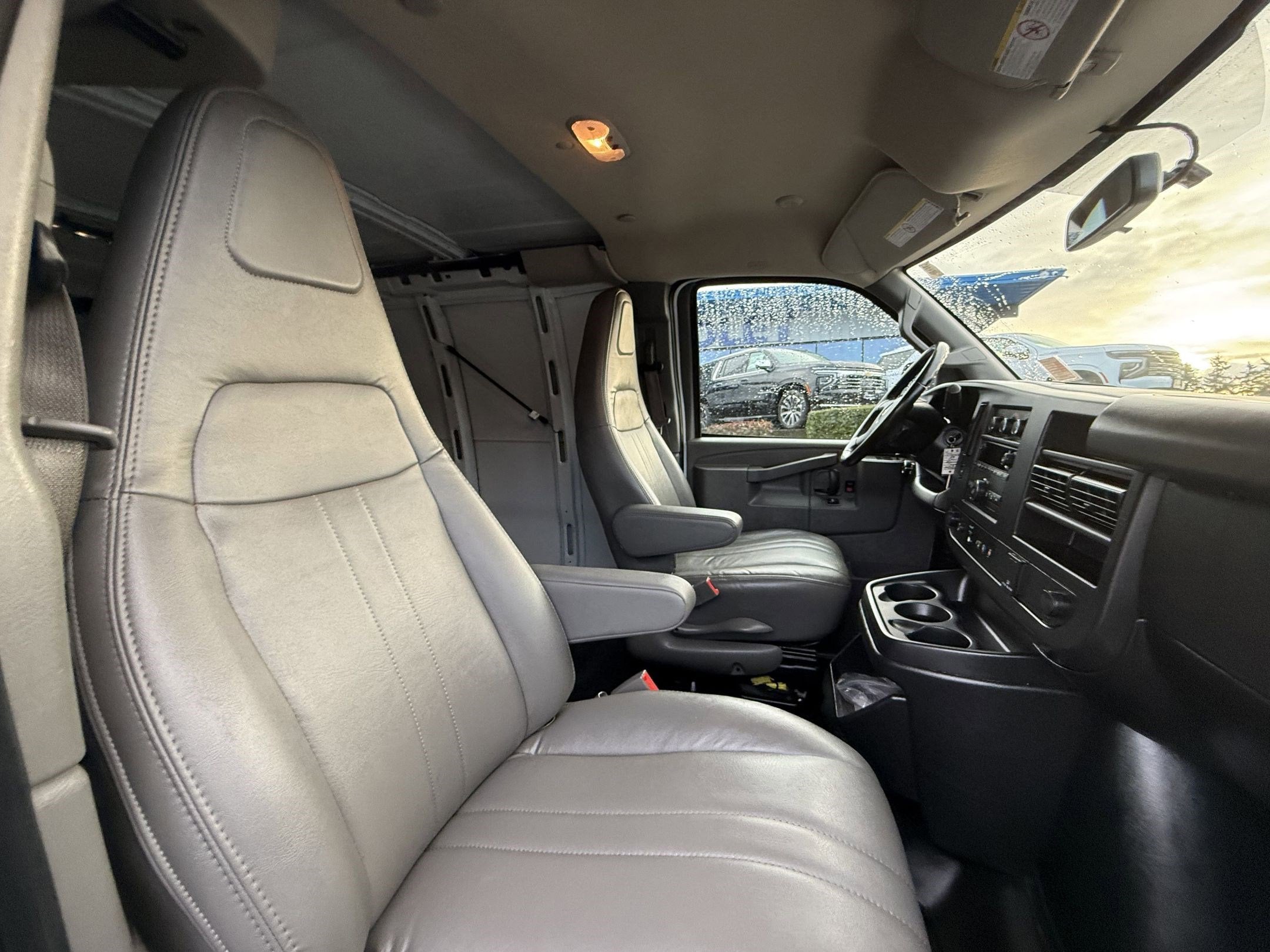 2023 Chevrolet Express Cargo 2500 WT