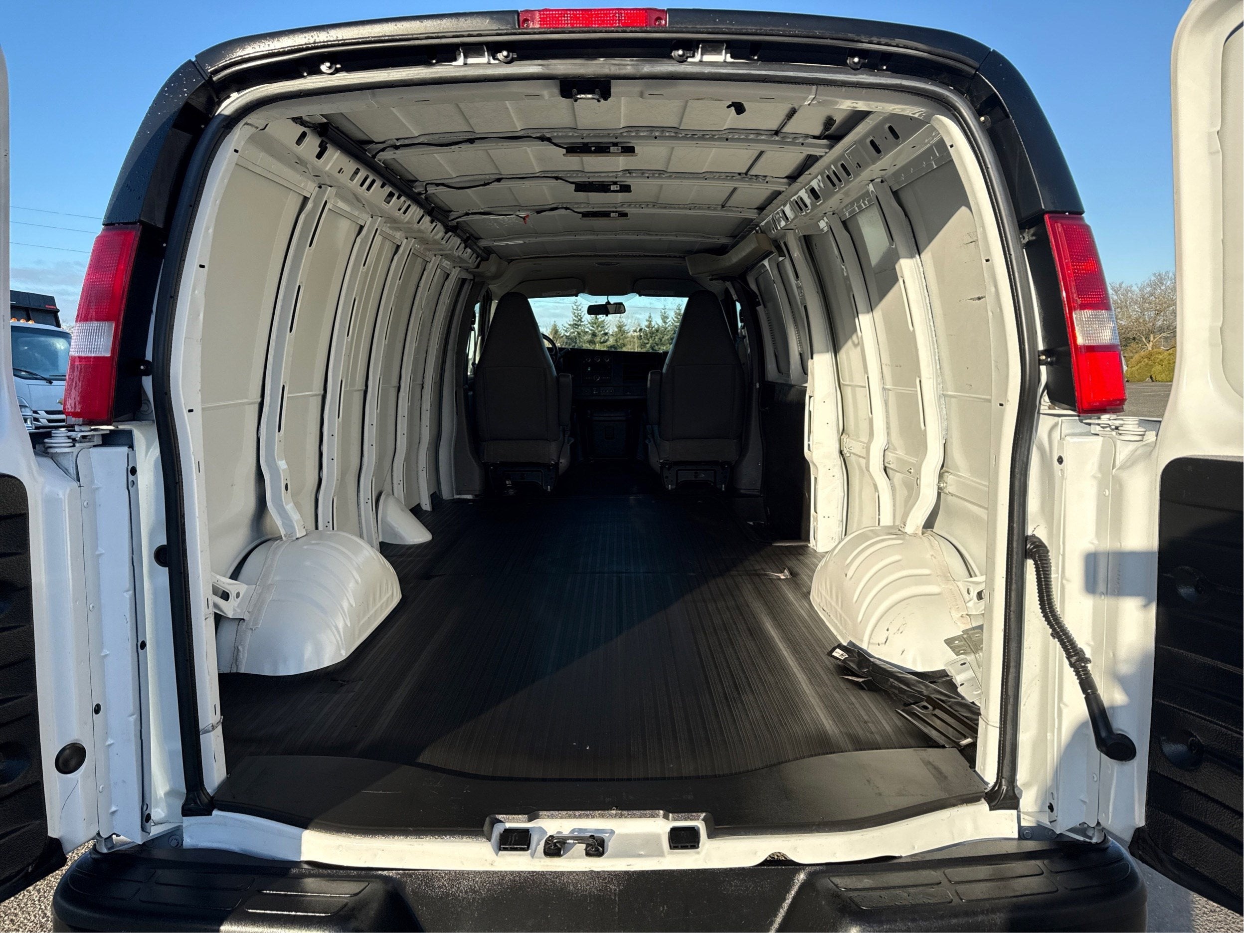 2023 Chevrolet Express Cargo 2500 WT