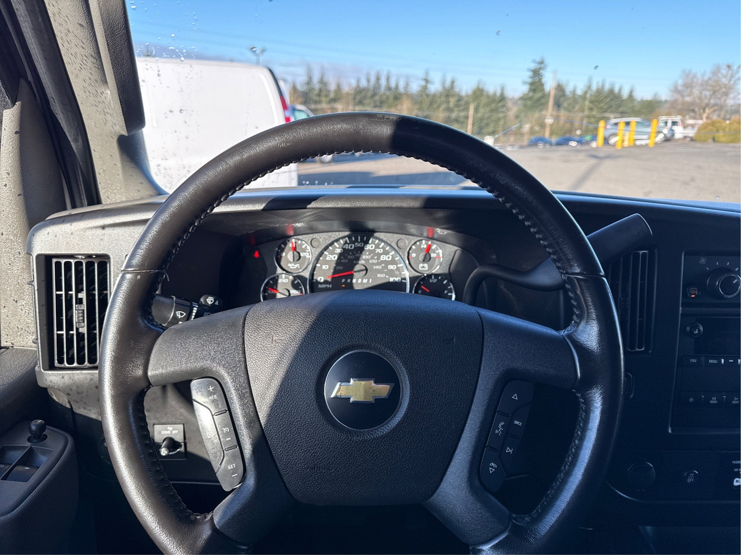 2023 Chevrolet Express Cargo 2500 WT