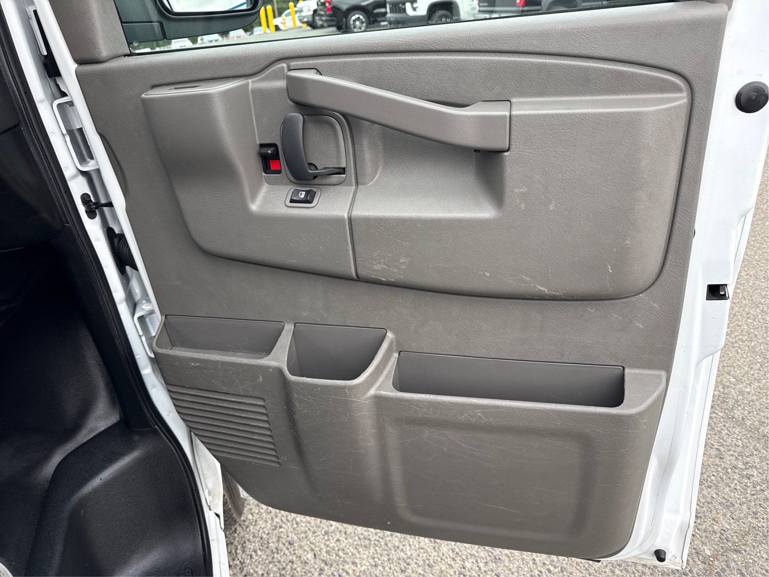2023 Chevrolet Express Cargo 2500 WT