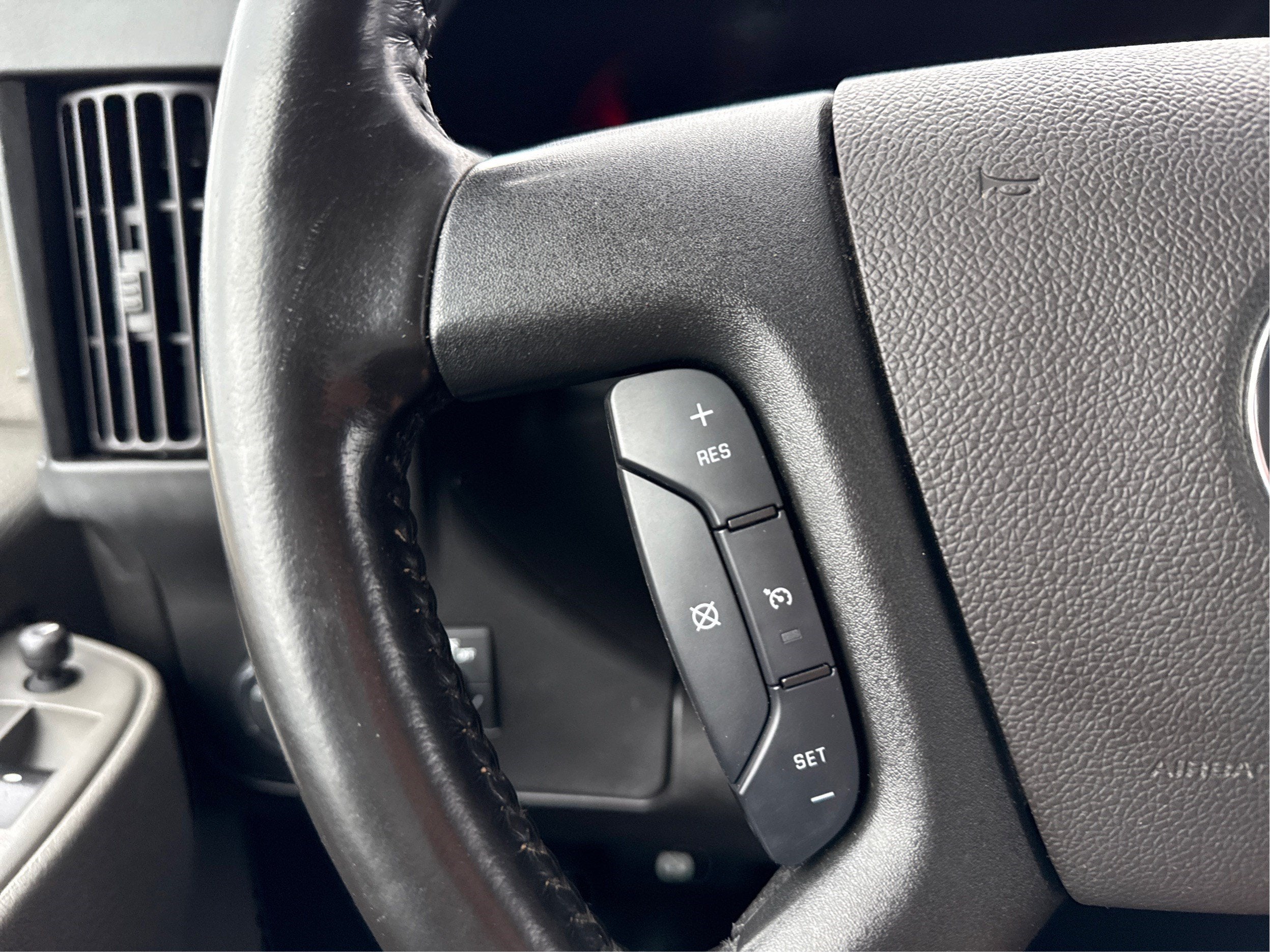 2023 Chevrolet Express Cargo 2500 WT