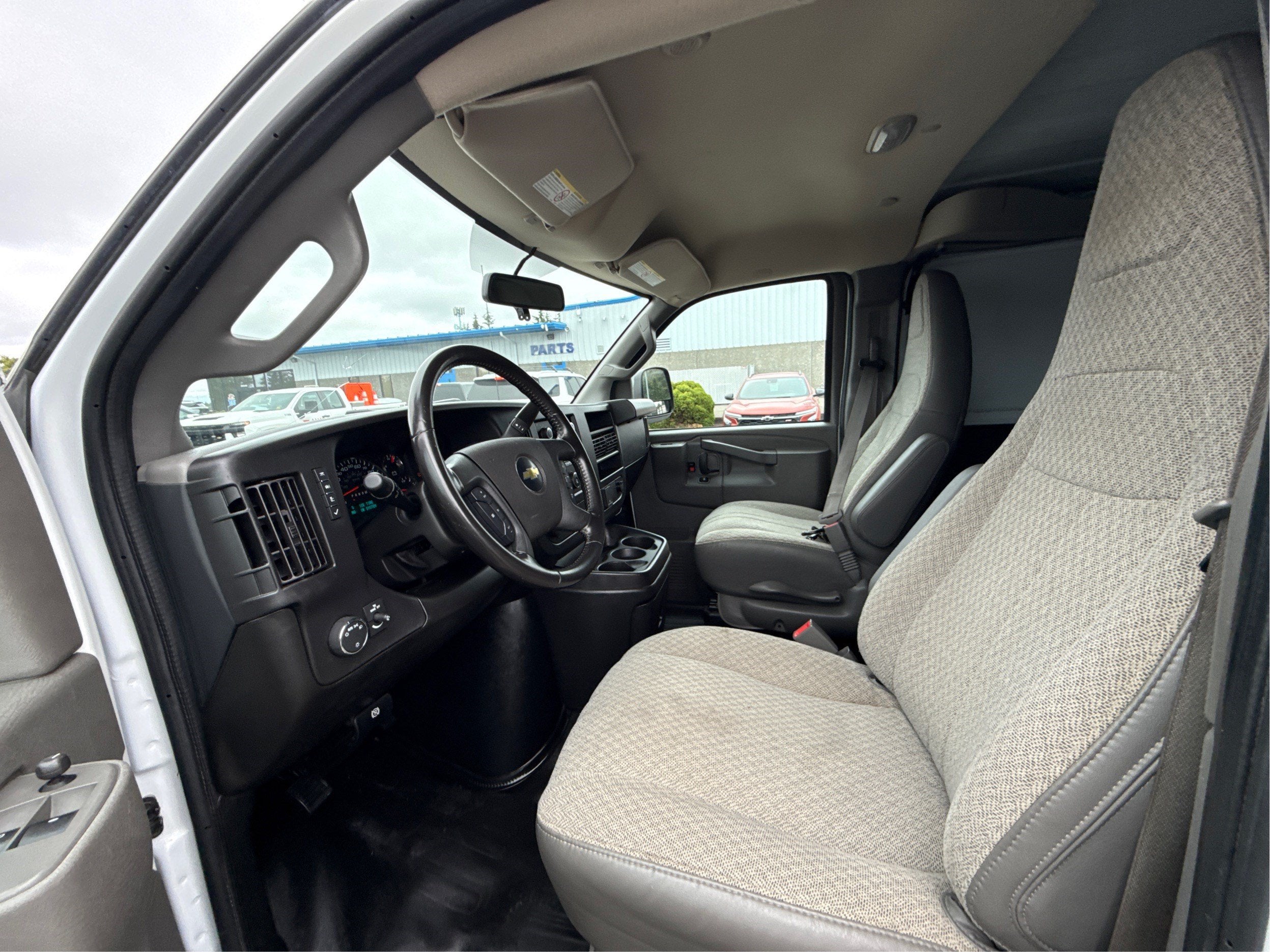 2023 Chevrolet Express Cargo 2500 WT