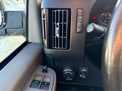 2023 Chevrolet Express Cargo 2500 WT