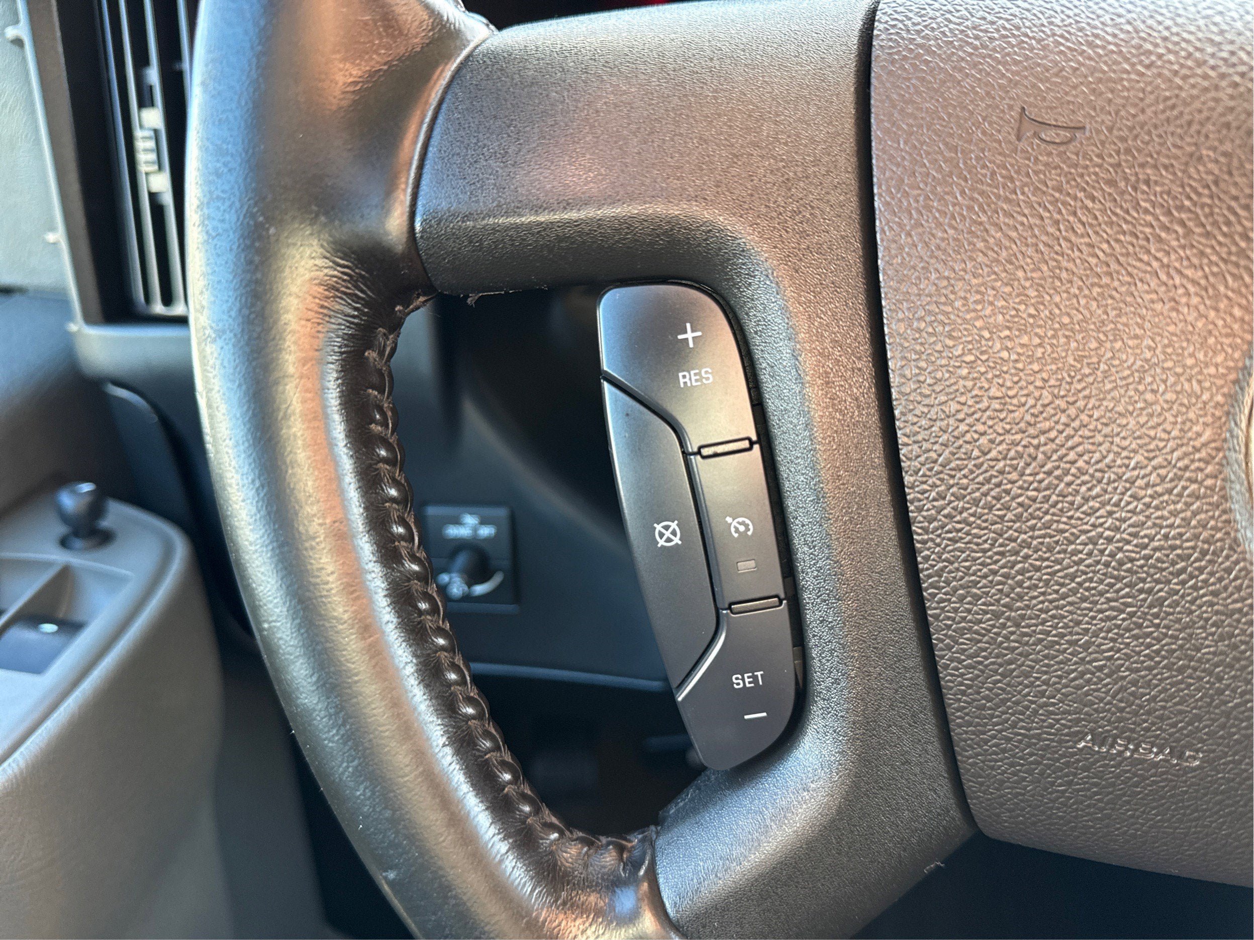 2023 Chevrolet Express Cargo 2500 WT