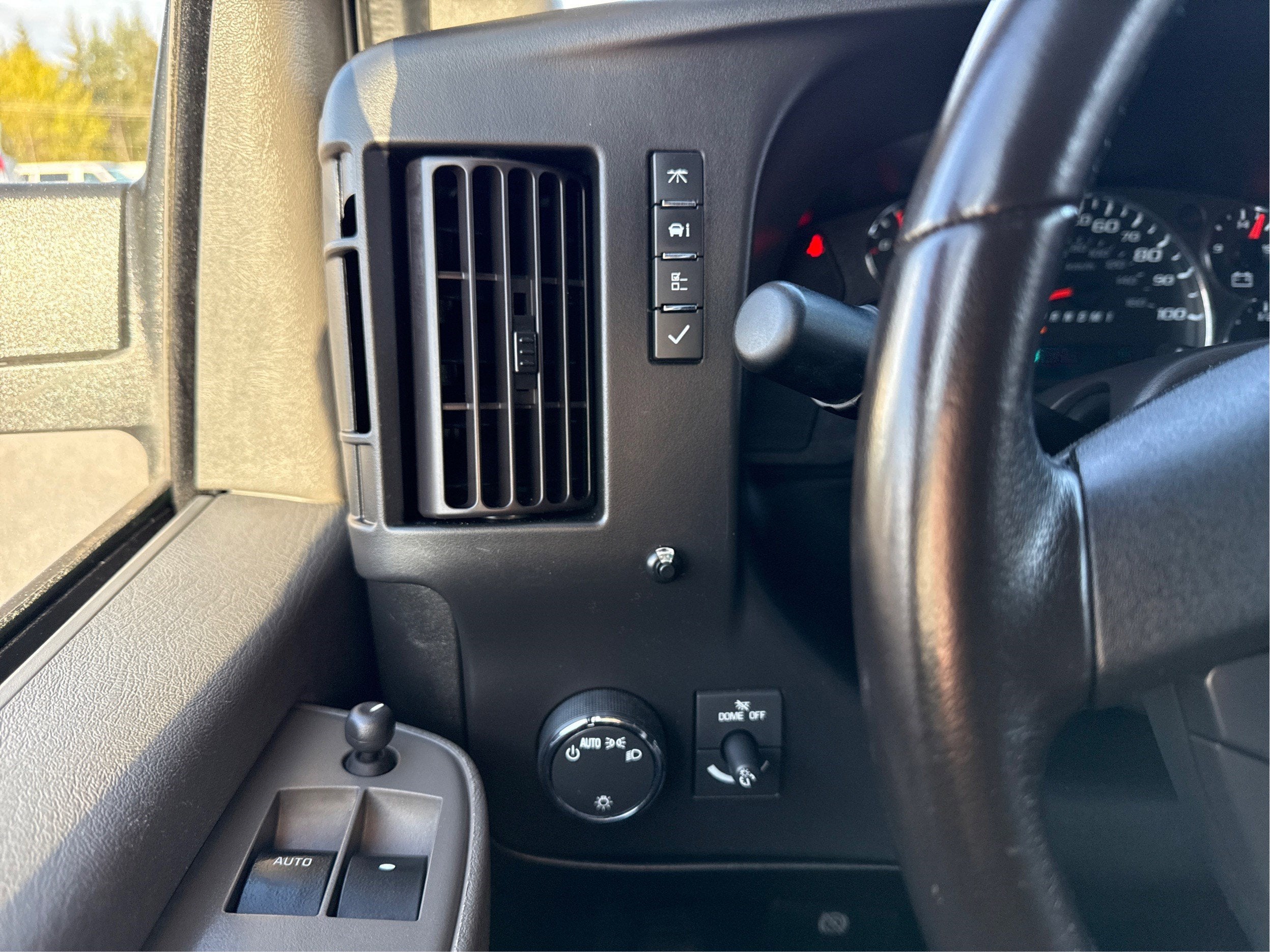 2021 Chevrolet Express Cargo 3500 WT