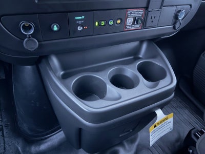 2025 Chevrolet Express Cargo 3500 WT