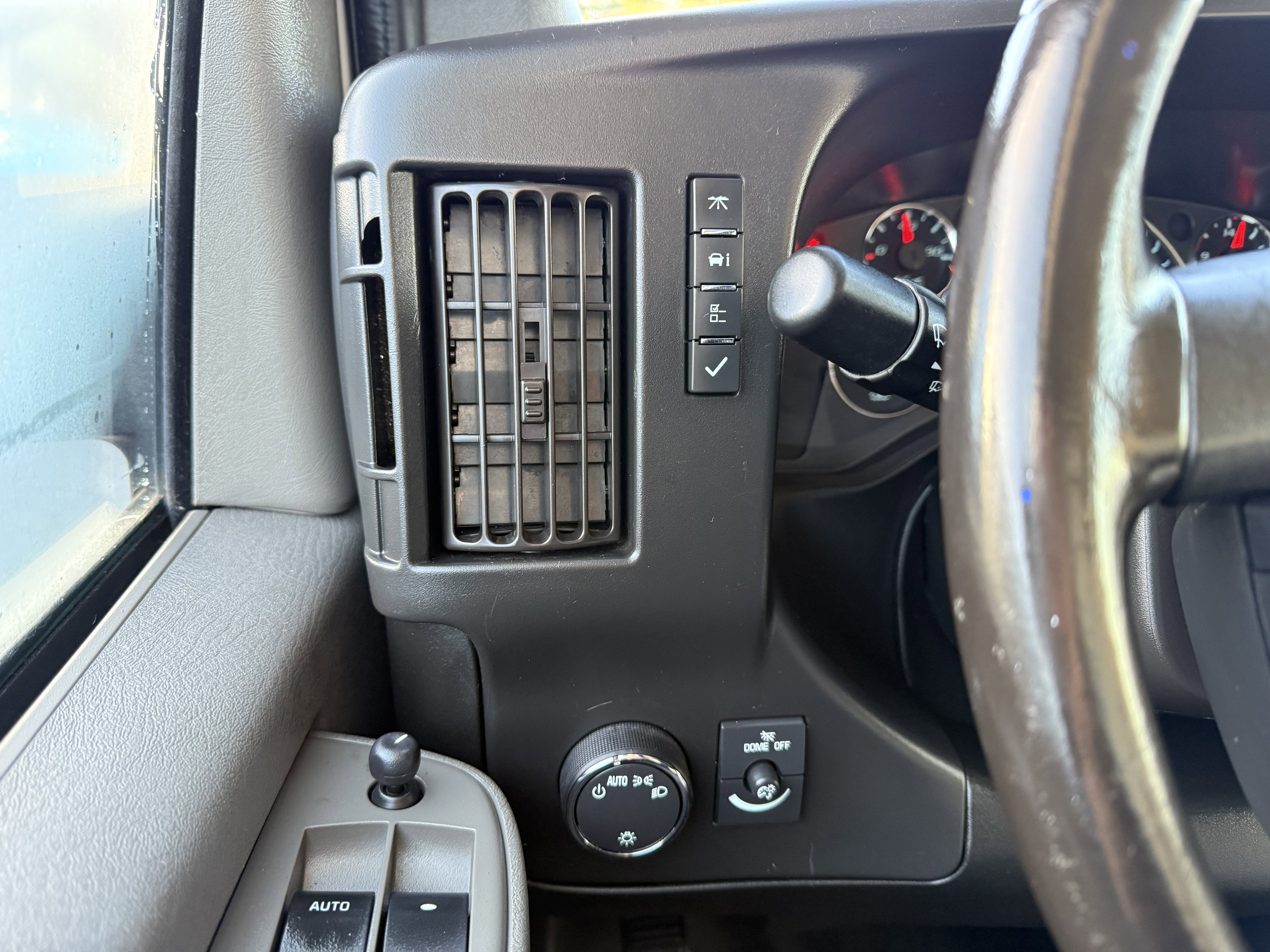 2020 Chevrolet Express Cargo 3500 WT