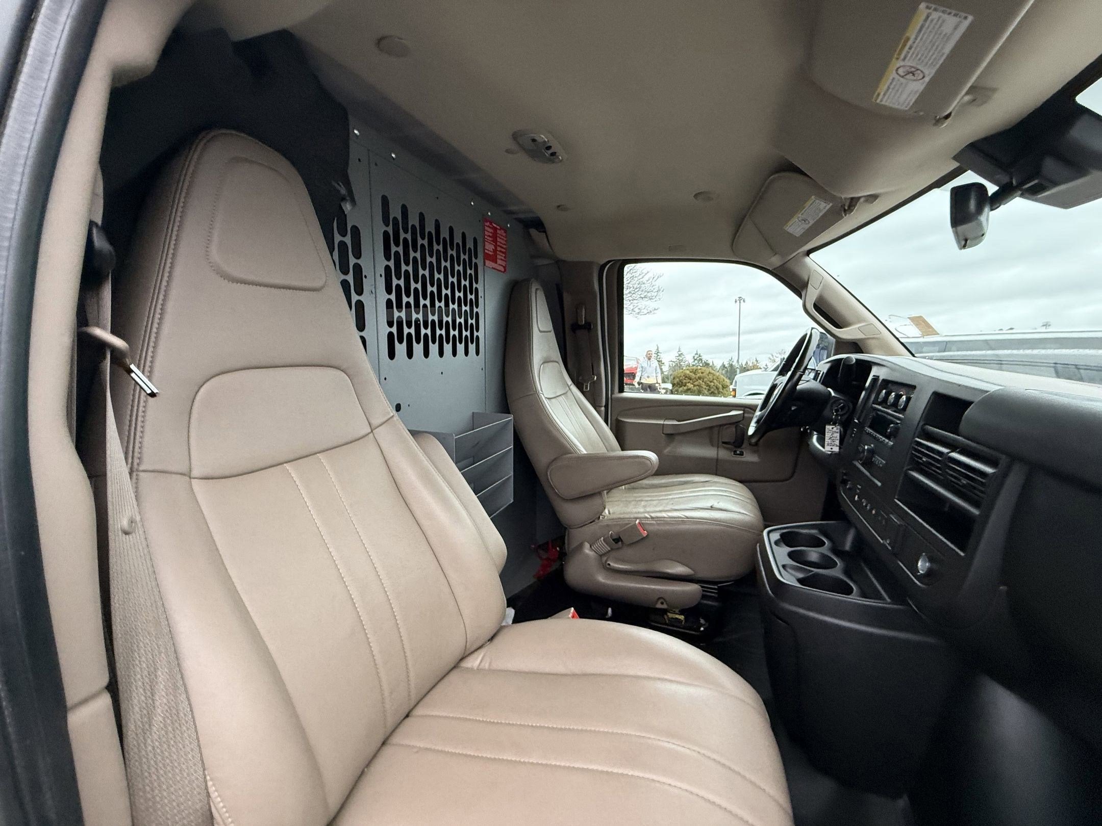 2021 Chevrolet Express Cargo 3500 WT