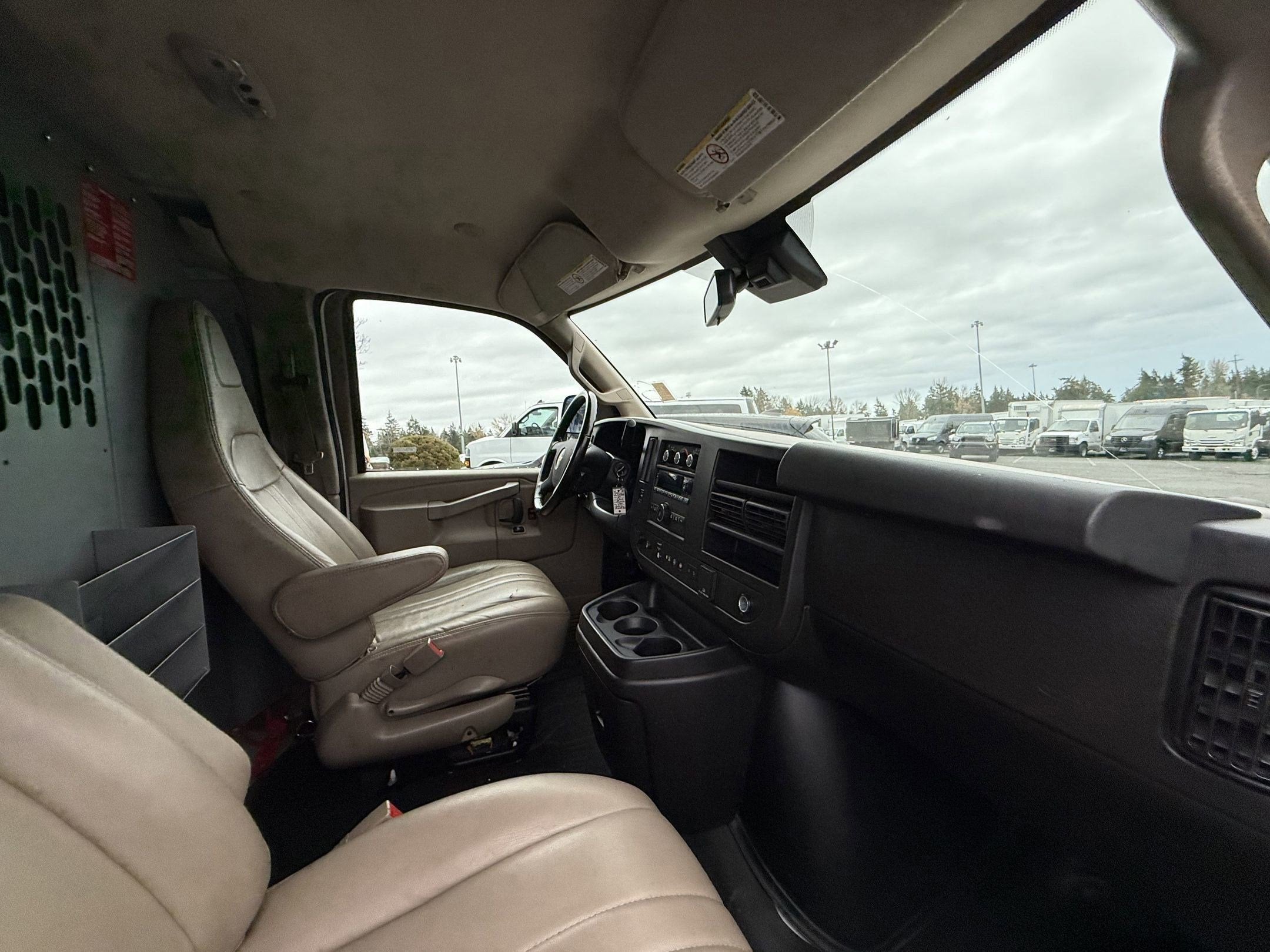 2021 Chevrolet Express Cargo 3500 WT