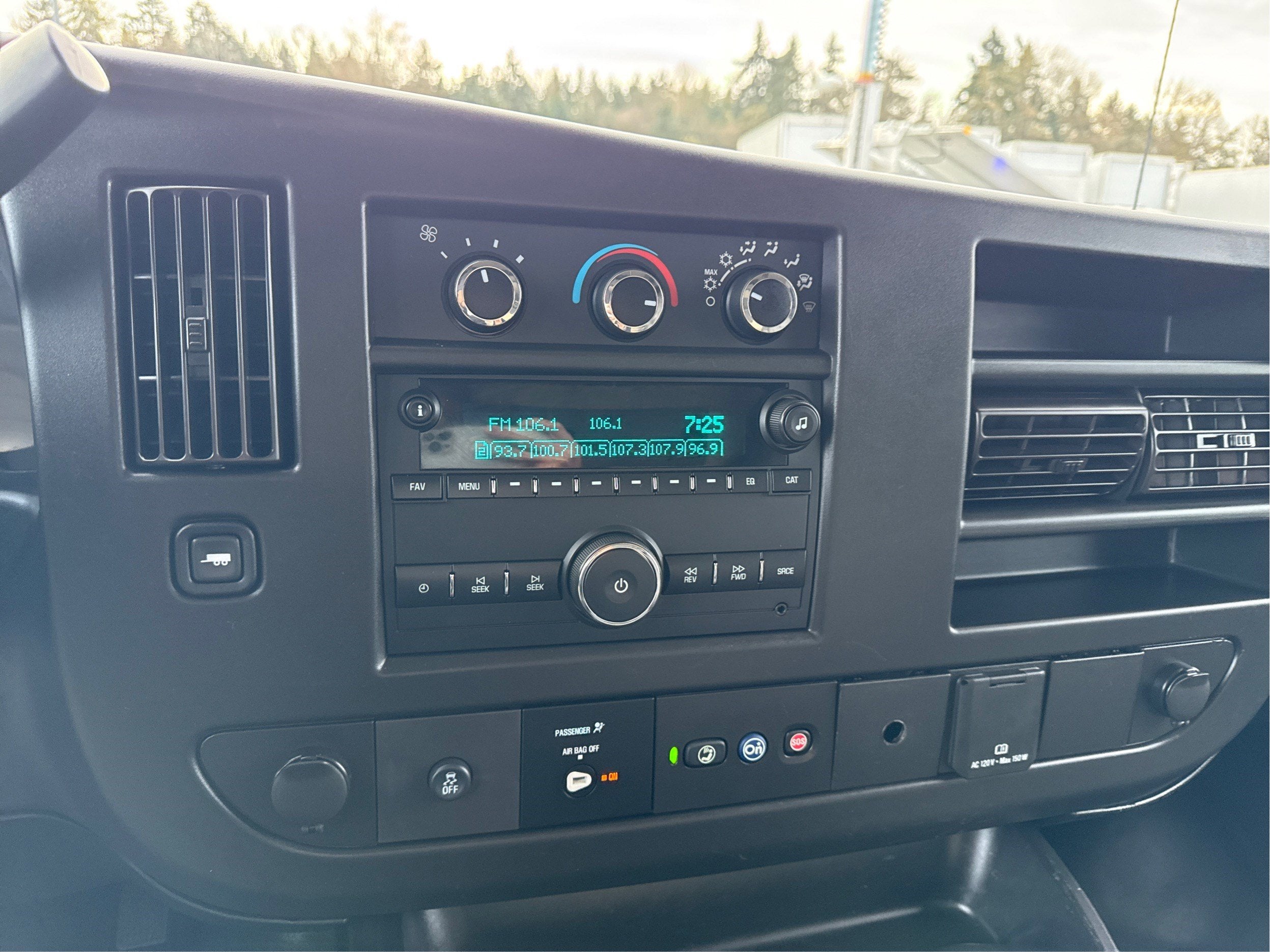 2020 Chevrolet Express Cargo 3500 WT