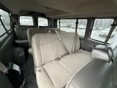 2018 GMC Savana Passenger 3500 LT