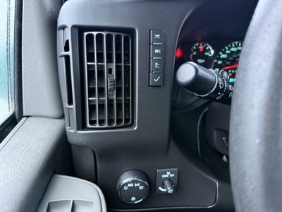 2018 GMC Savana Passenger 3500 LT