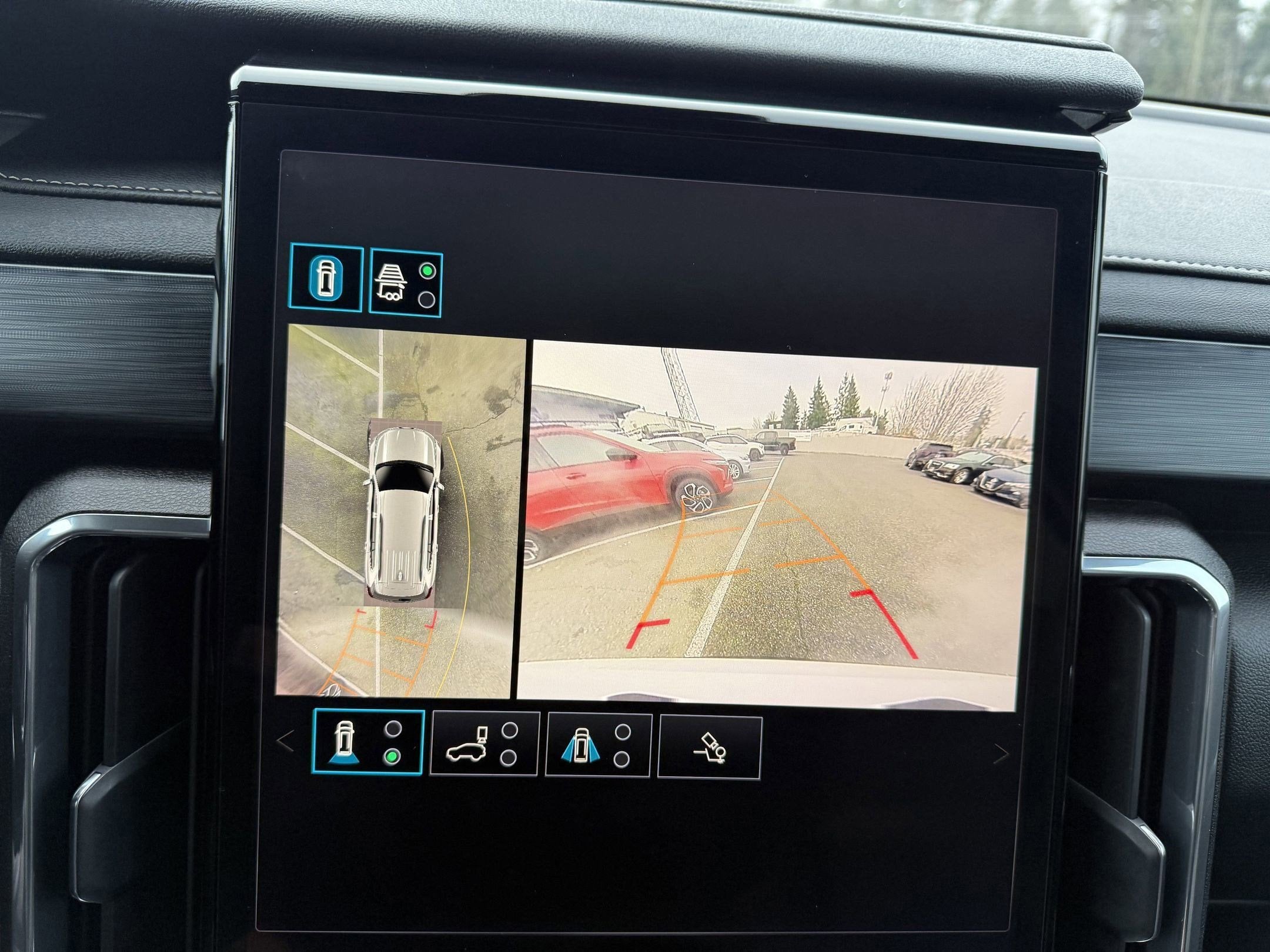 2024 GMC Acadia Elevation