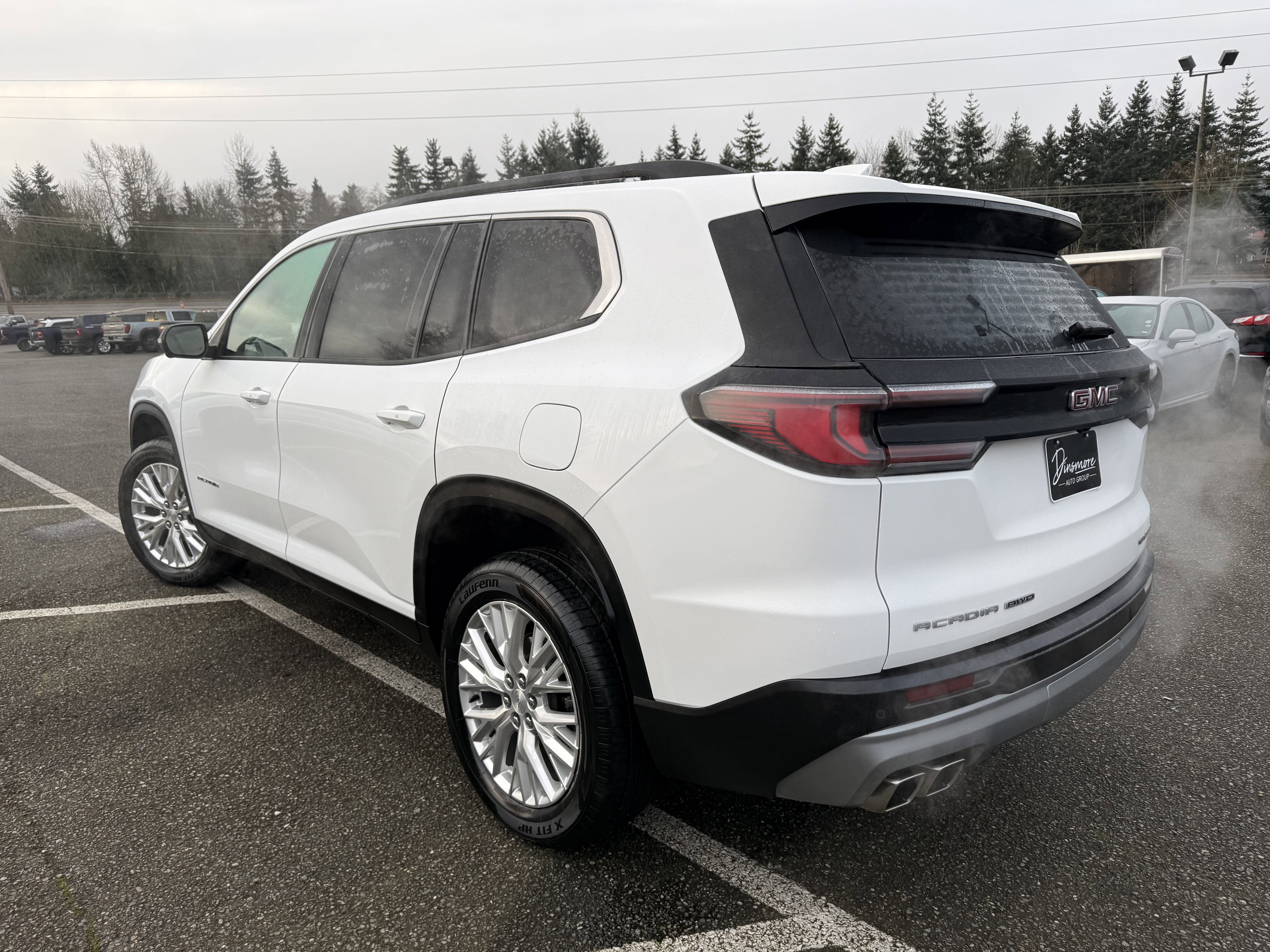2024 GMC Acadia Elevation