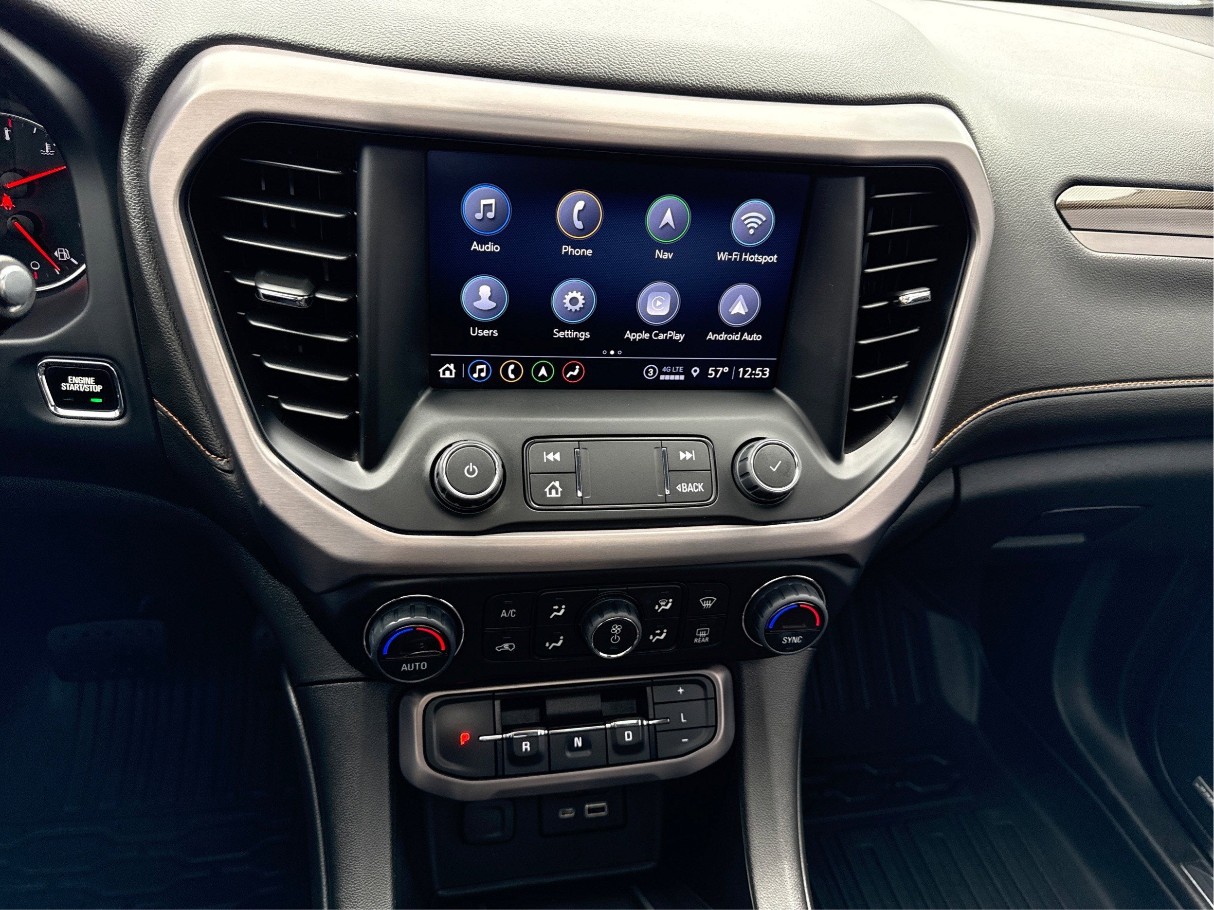 2022 GMC Acadia AT4